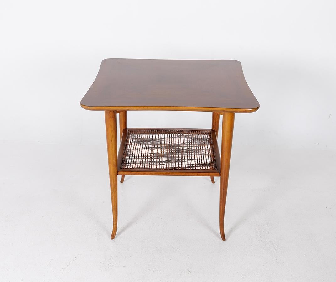 Paire de tables d'appoint en noyer de style The Moderns, années 1950, Gibbings Bon état - En vente à Miami, FL