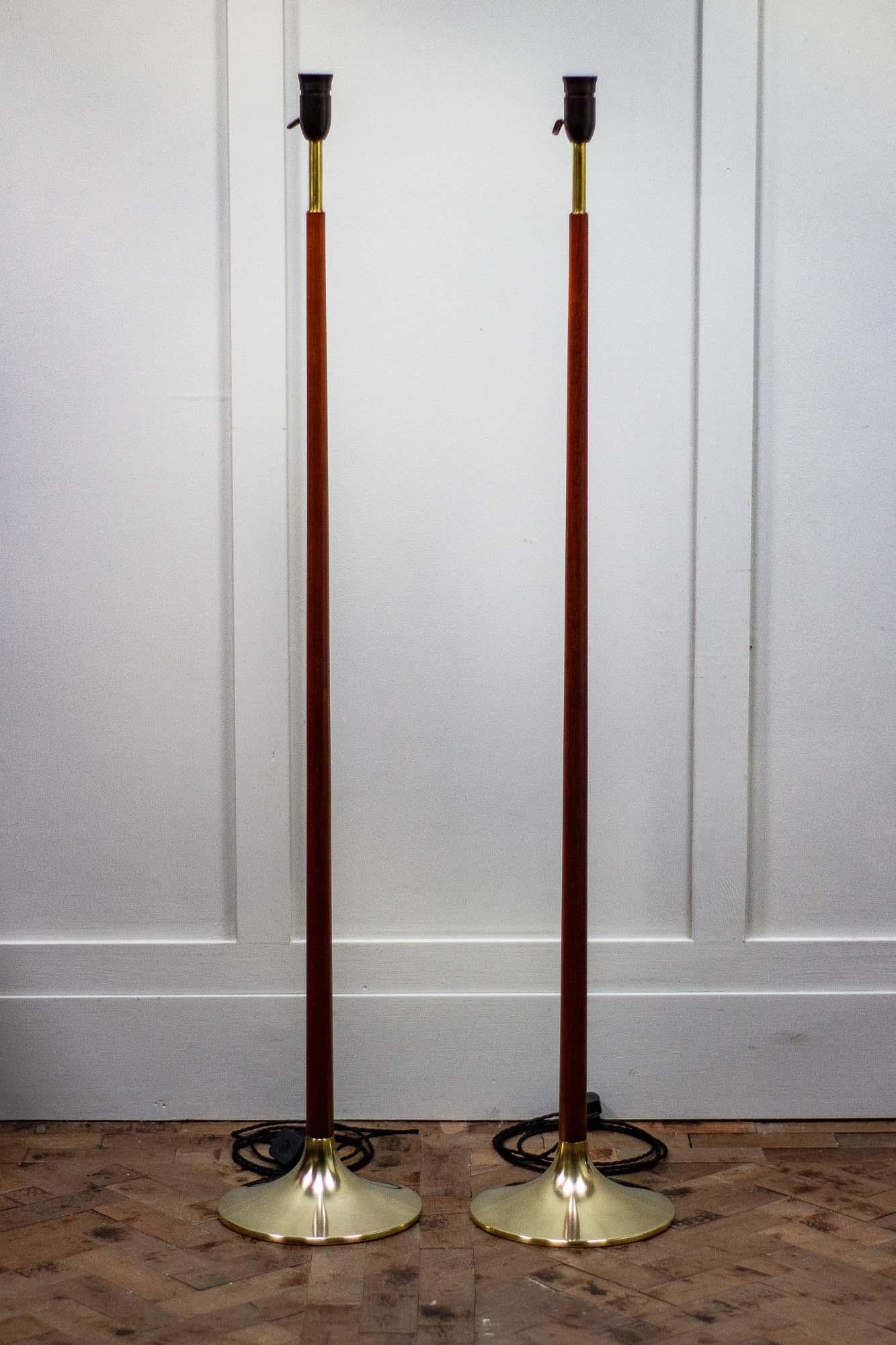 Pair of Mid-Century Modern Floor Lamps 2