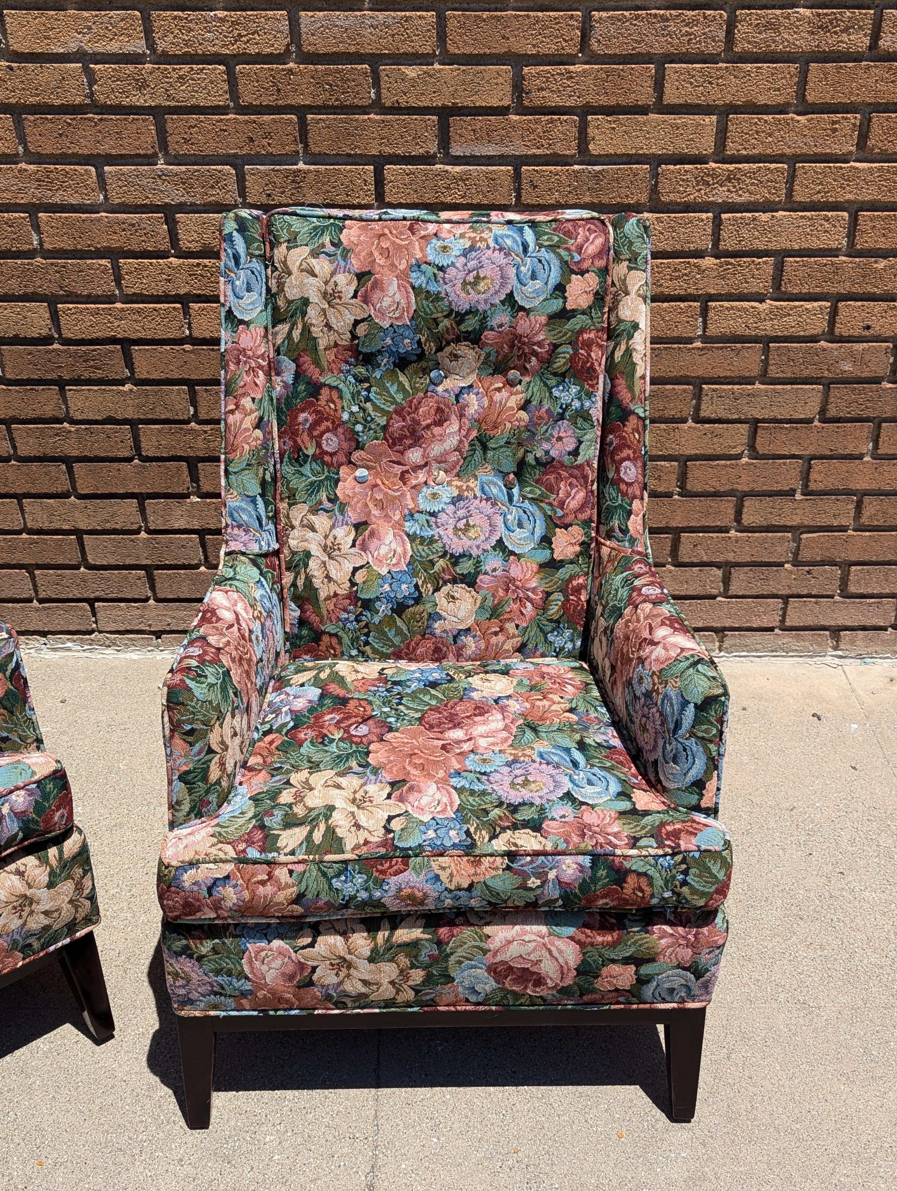 Fabric Pair of Mid Century Modern Floral Arm Lounge Chairs, c1960s