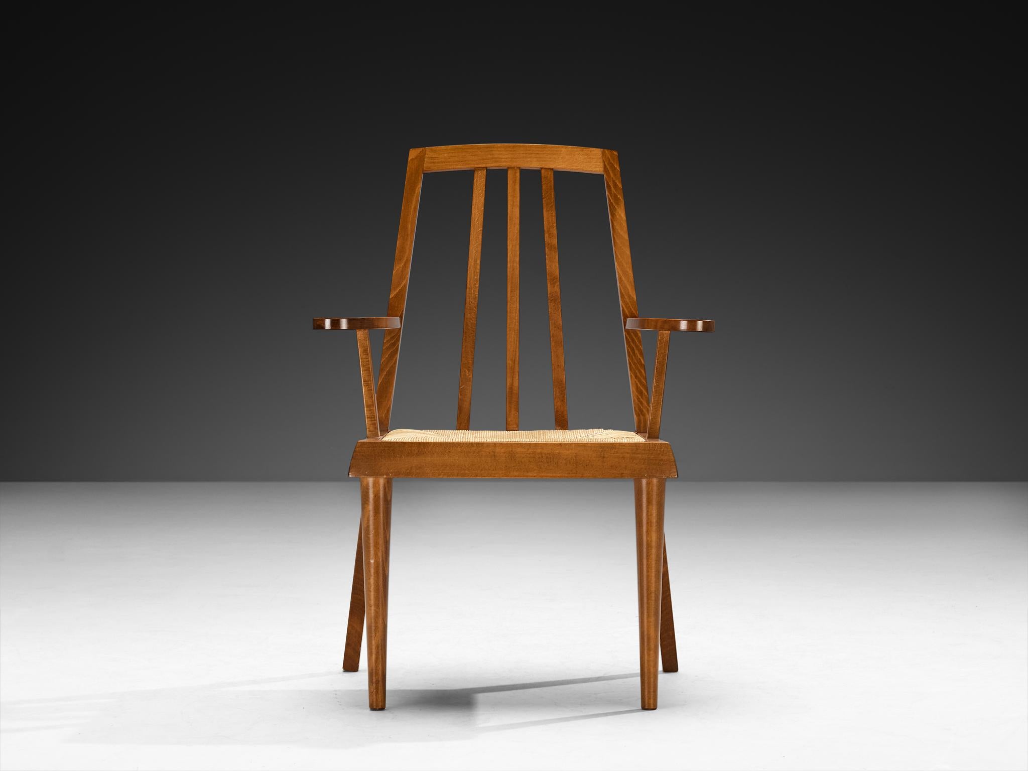 Francese Coppia di poltrone francesi moderne di metà secolo in legno caldo e giunco in vendita