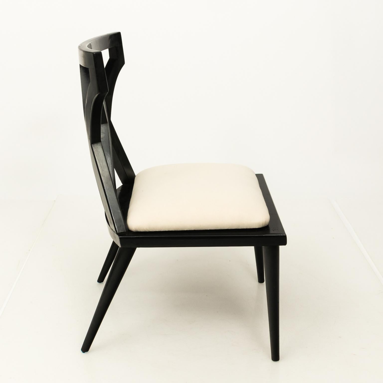 Pair of Mid-Century Modern French Black Lacquered Side Chairs, circa 1960s 6