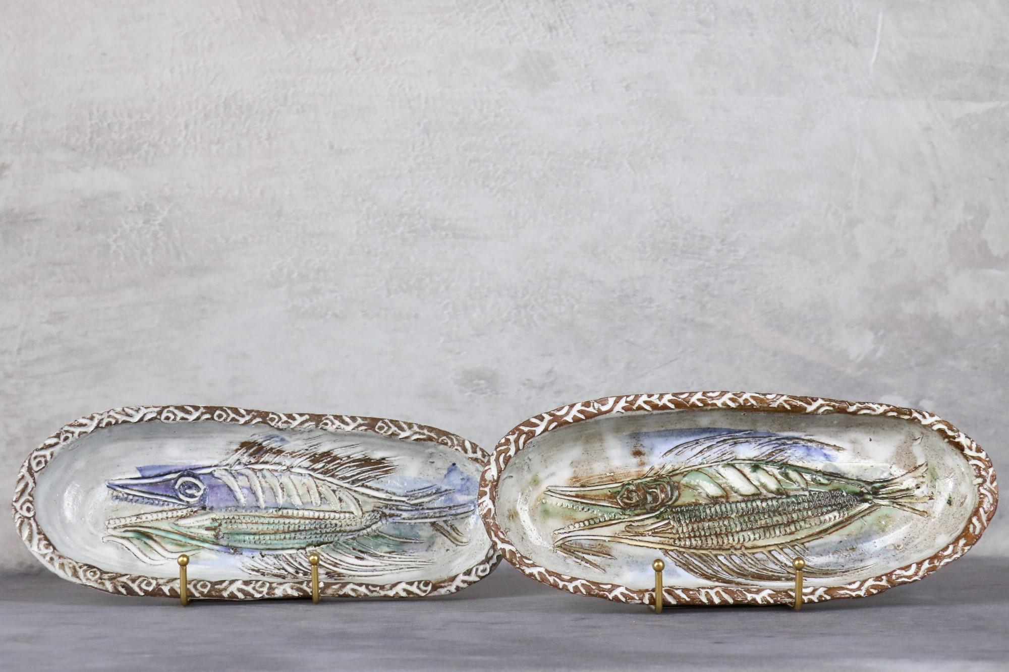 Pair of Mid-Century Modern French Ceramic Decorative Trays Albert Thiry, 1960s 5