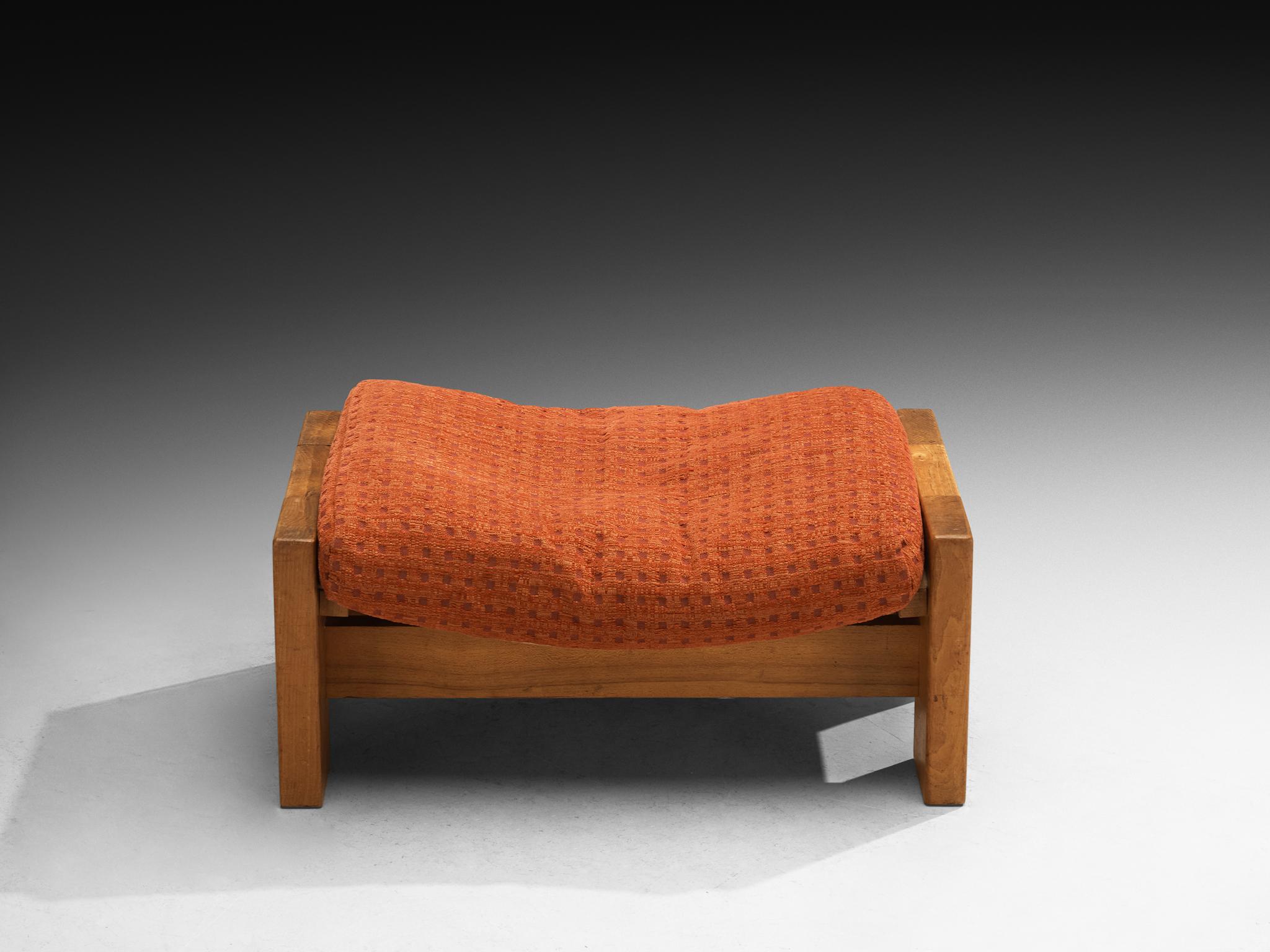 Paire de chaises longues et d'ottomans en orme massif de style français du milieu du siècle dernier en vente 2