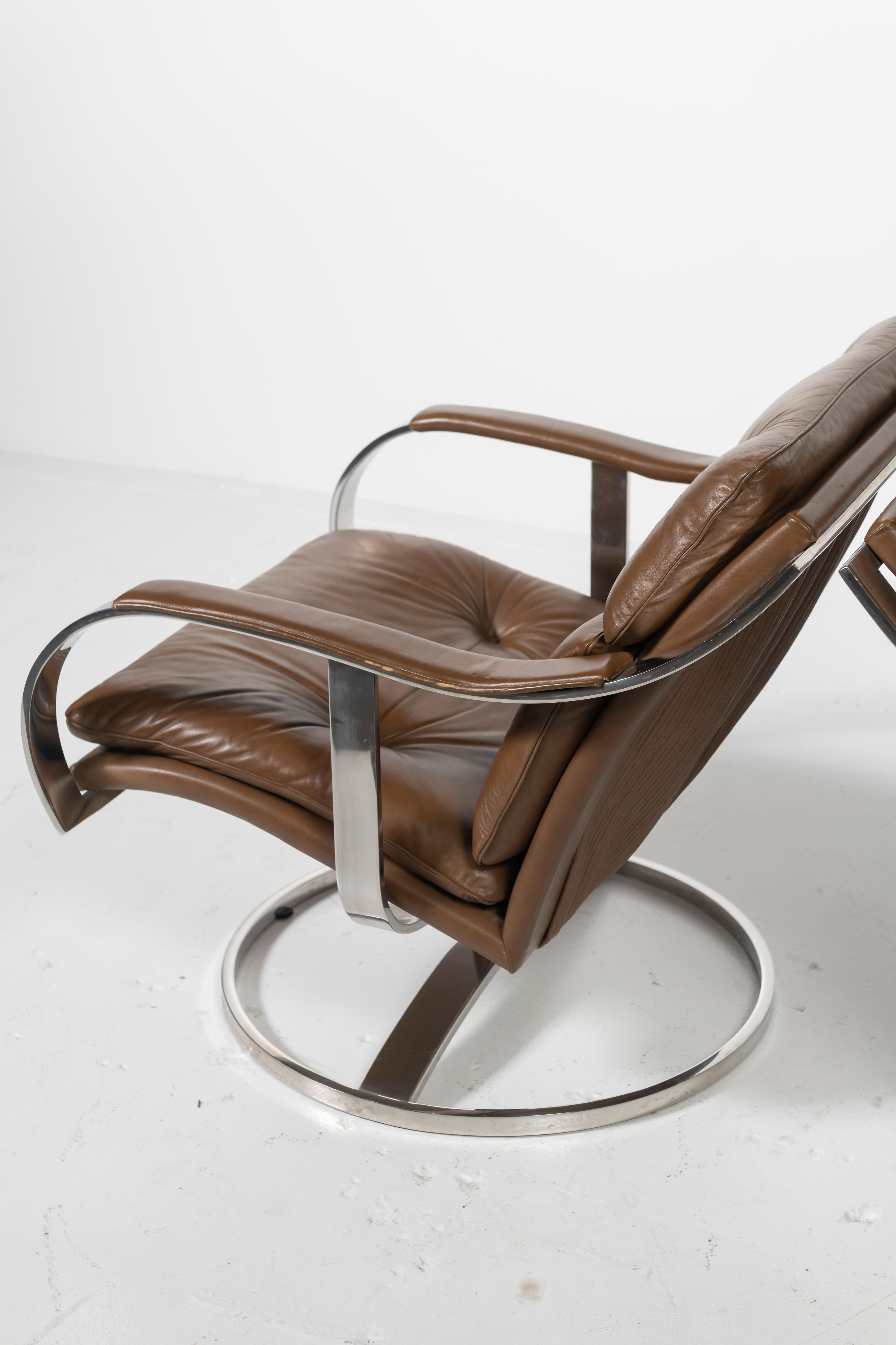 Pair of Mid-Century Modern Gardner Leaver Lounge Chairs with Steelcase Frame 4