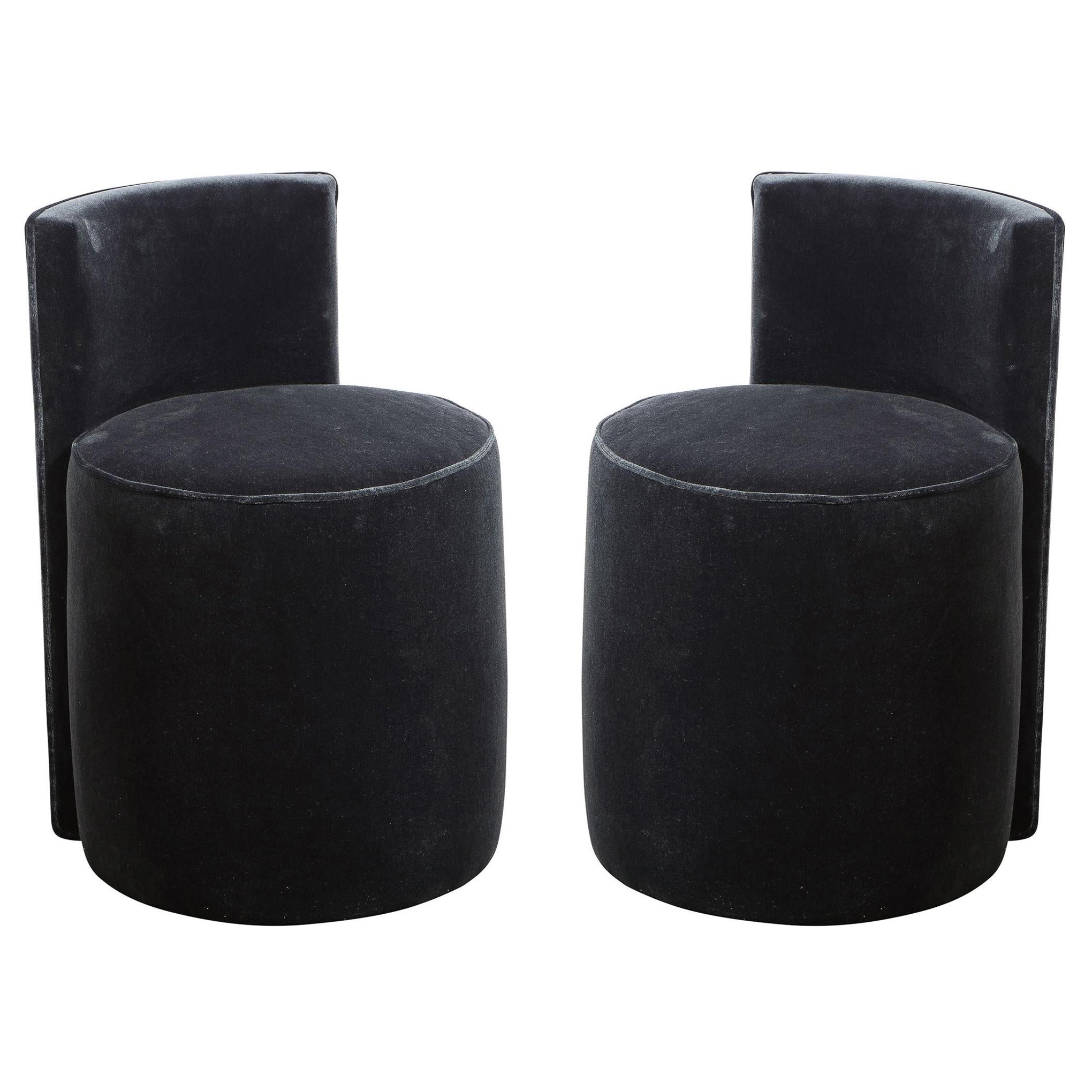 Paire de tabourets/chaises en mohair ardoise, graphiques et géométriques, de la Modernité du milieu du siècle dernier en vente