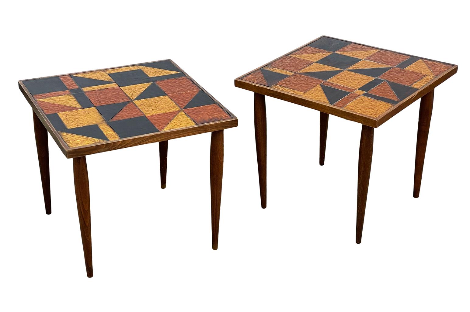 American Pair of Mid Century Modern Georges Briard Stacking End Tables in Walnut & Glass For Sale