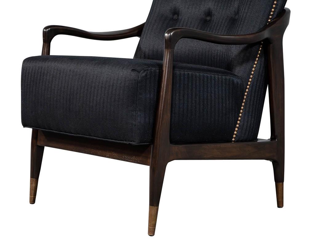Pair of Mid-Century Modern Gio Ponti Style Arm Club Chairs 1