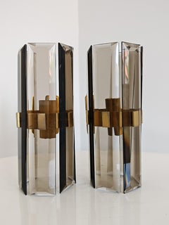 Paire d'appliques « Mid Century Modern » en verre et laiton, signées Zero Quattro, Italie, années 1970