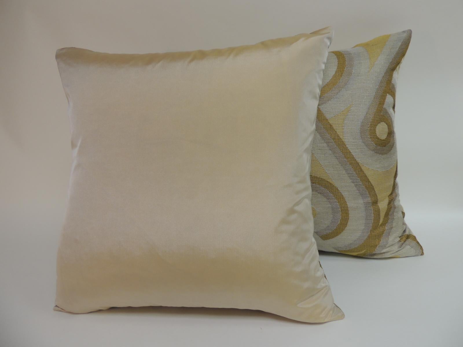 Hand-Crafted Pair of Mid-Century Modern Gold and Yellow Decorative Pillows