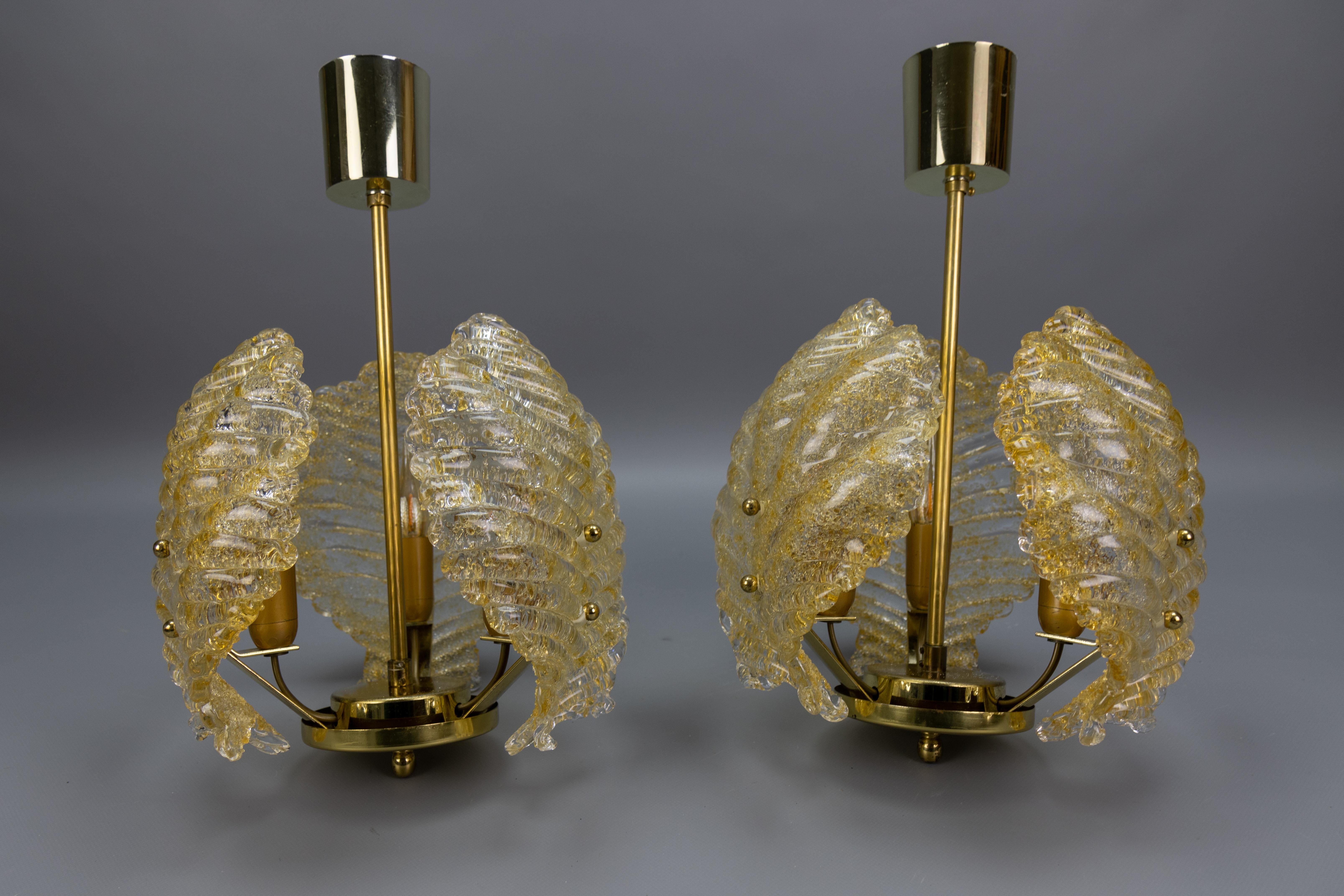 Pair of Mid-Century Modern Golden Inclusions Glass Pendant Lights, 1960s For Sale 12