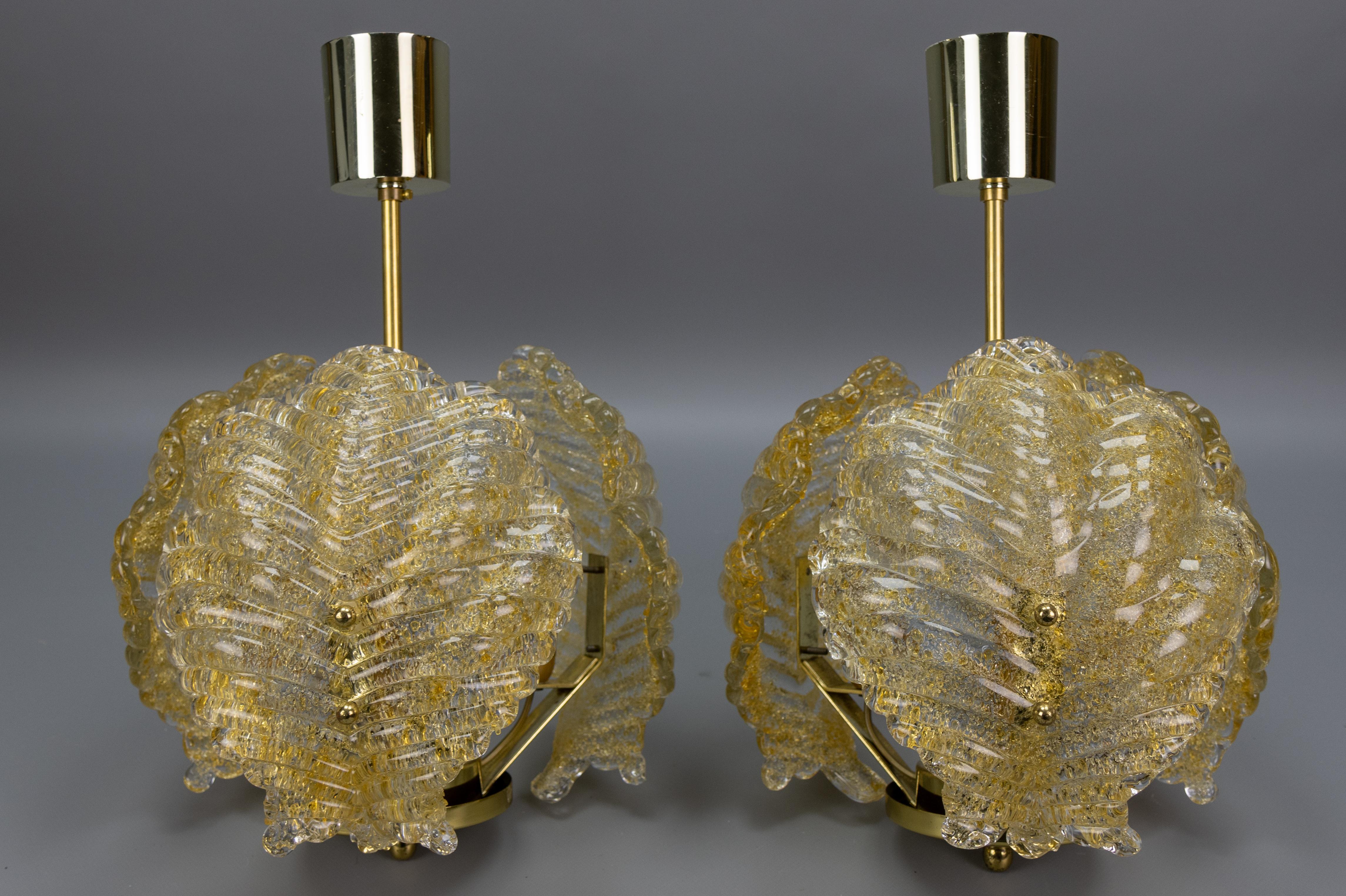 German Pair of Mid-Century Modern Golden Inclusions Glass Pendant Lights, 1960s For Sale