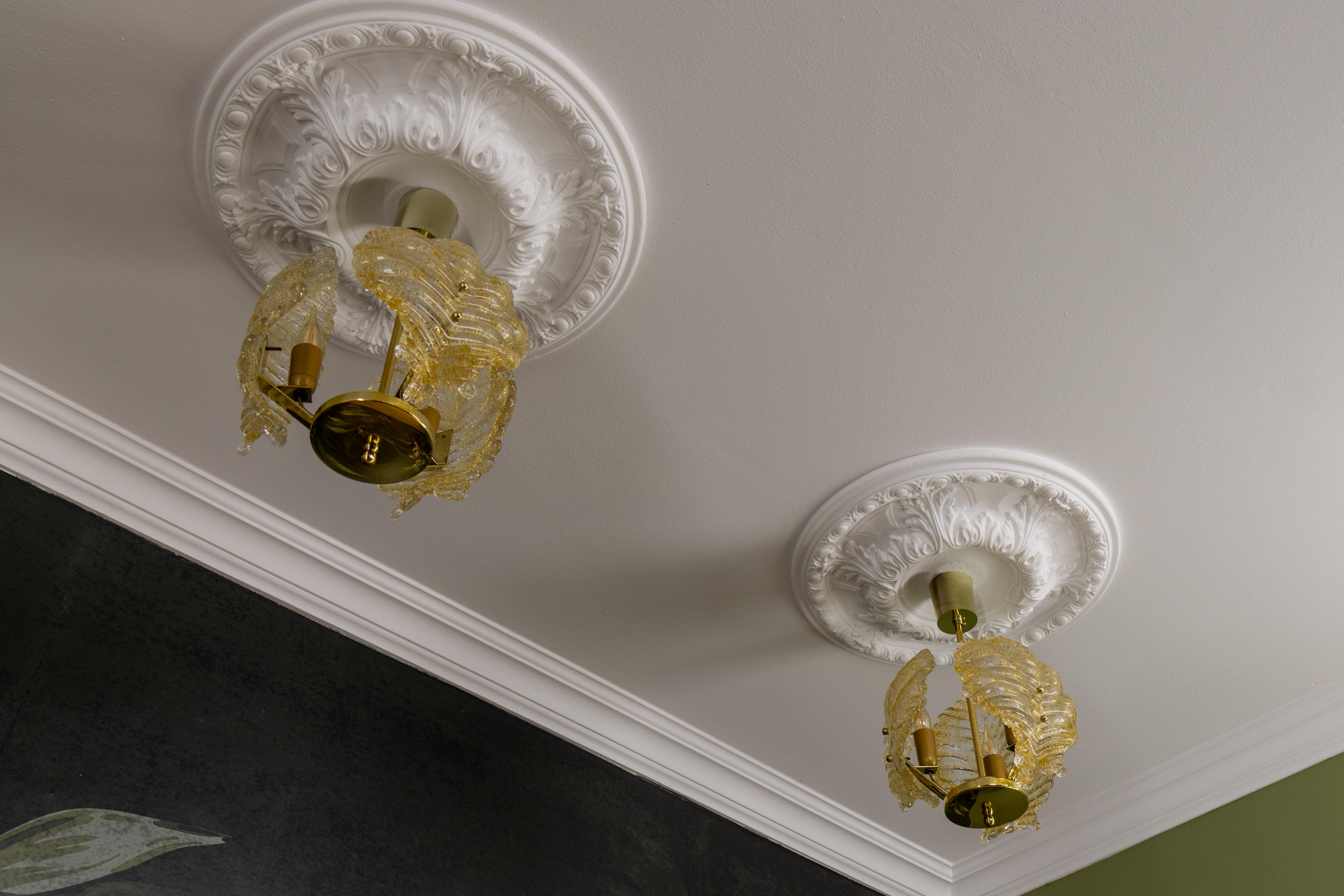 Pair of Mid-Century Modern Golden Inclusions Glass Pendant Lights, 1960s For Sale 2