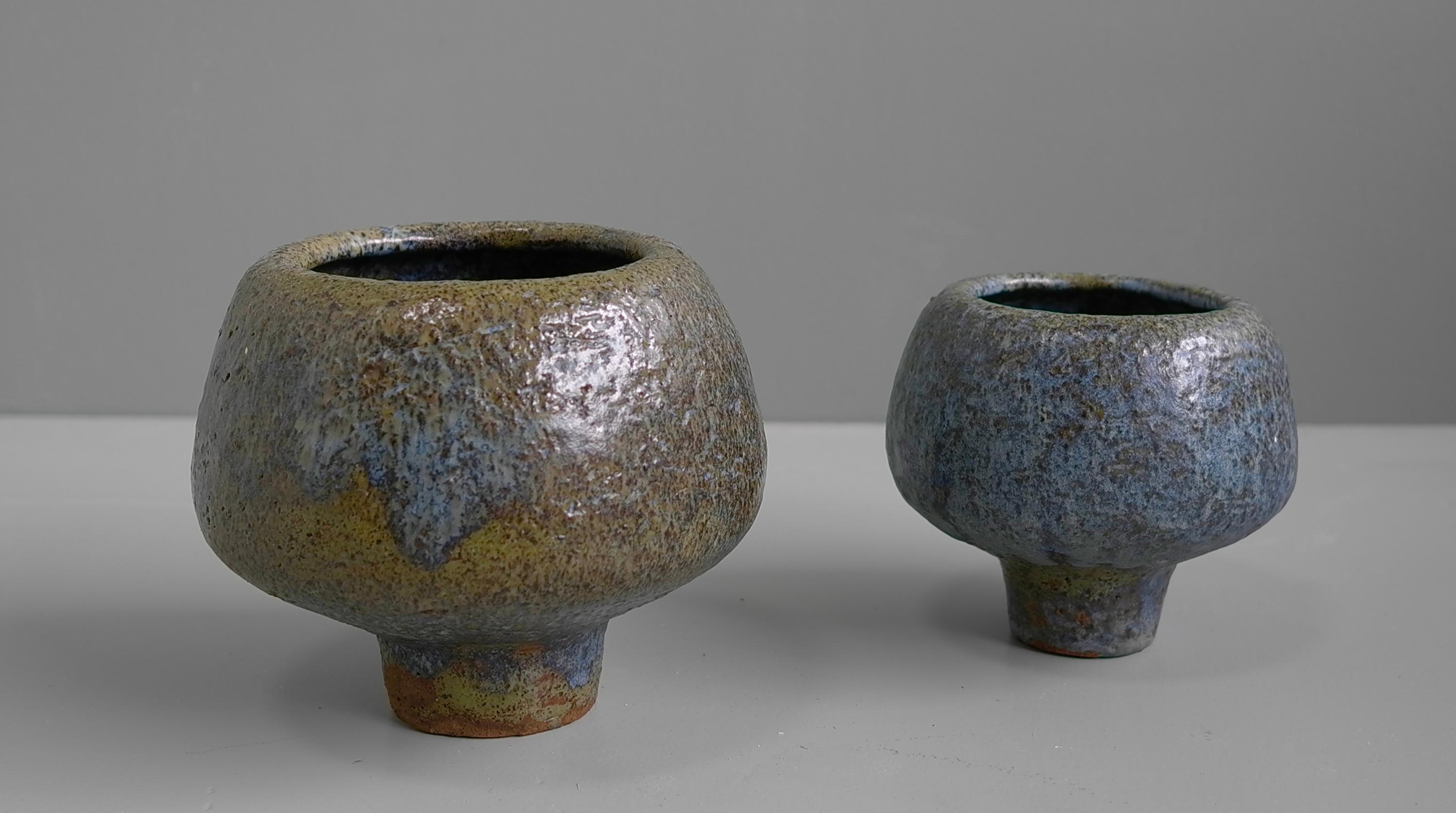 Pair of Mid-Century Modern Green and Blue Danish Ceramic Glazed Planters In Good Condition For Sale In Den Haag, NL