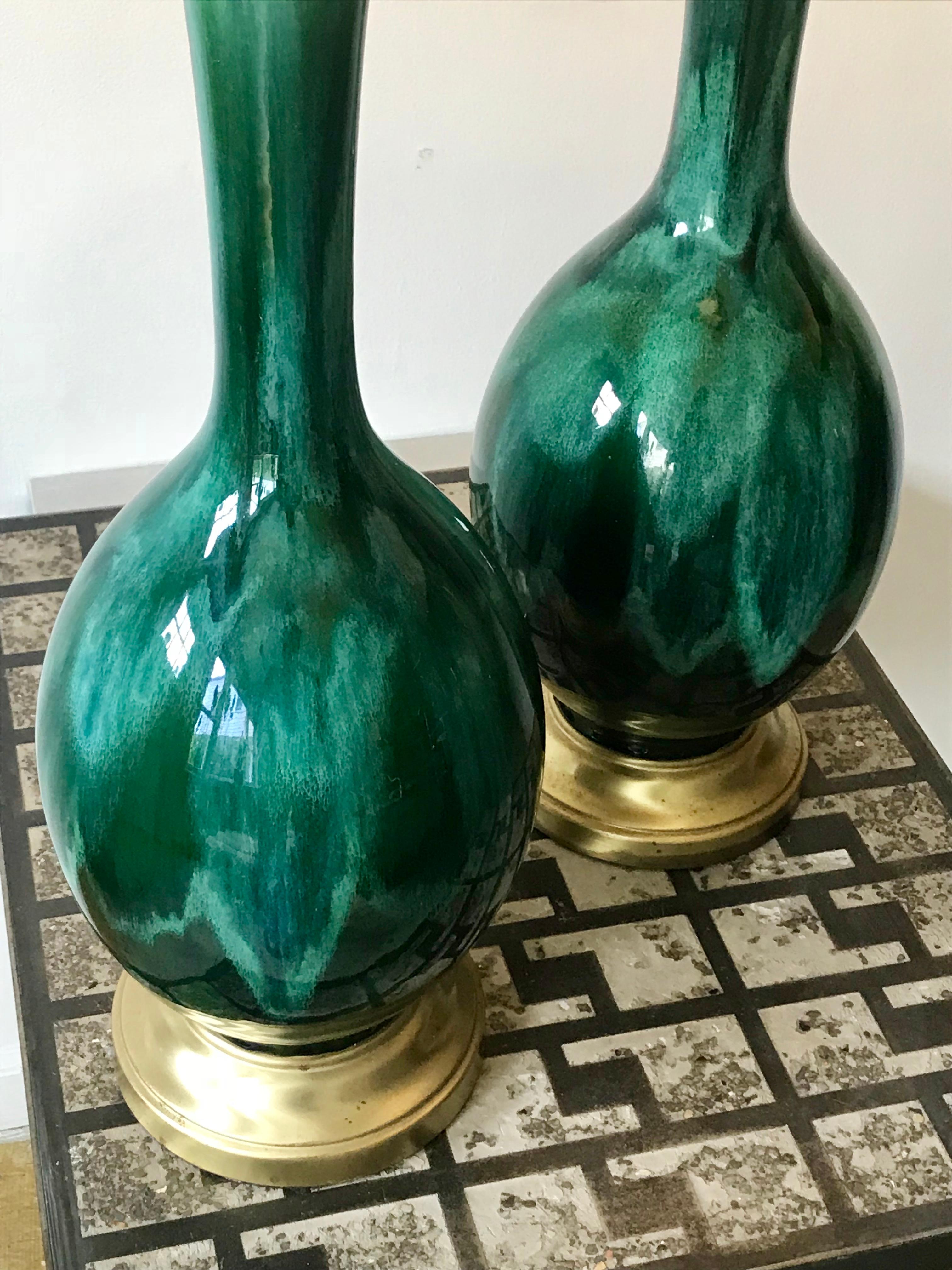Glazed Pair of Mid-Century Modern Green Drip Glaze Ceramic Table Lamps, 1960s