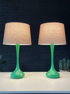 Pair of Mid-Century Modern Green Tulip Shape Table Lamps by Laurel