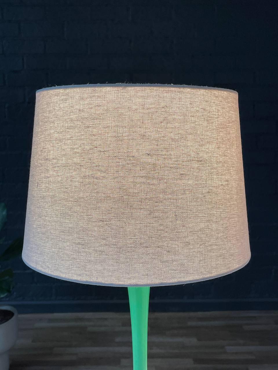Metal Pair of Mid-Century Modern Green Tulip Shape Table Lamps by Laurel