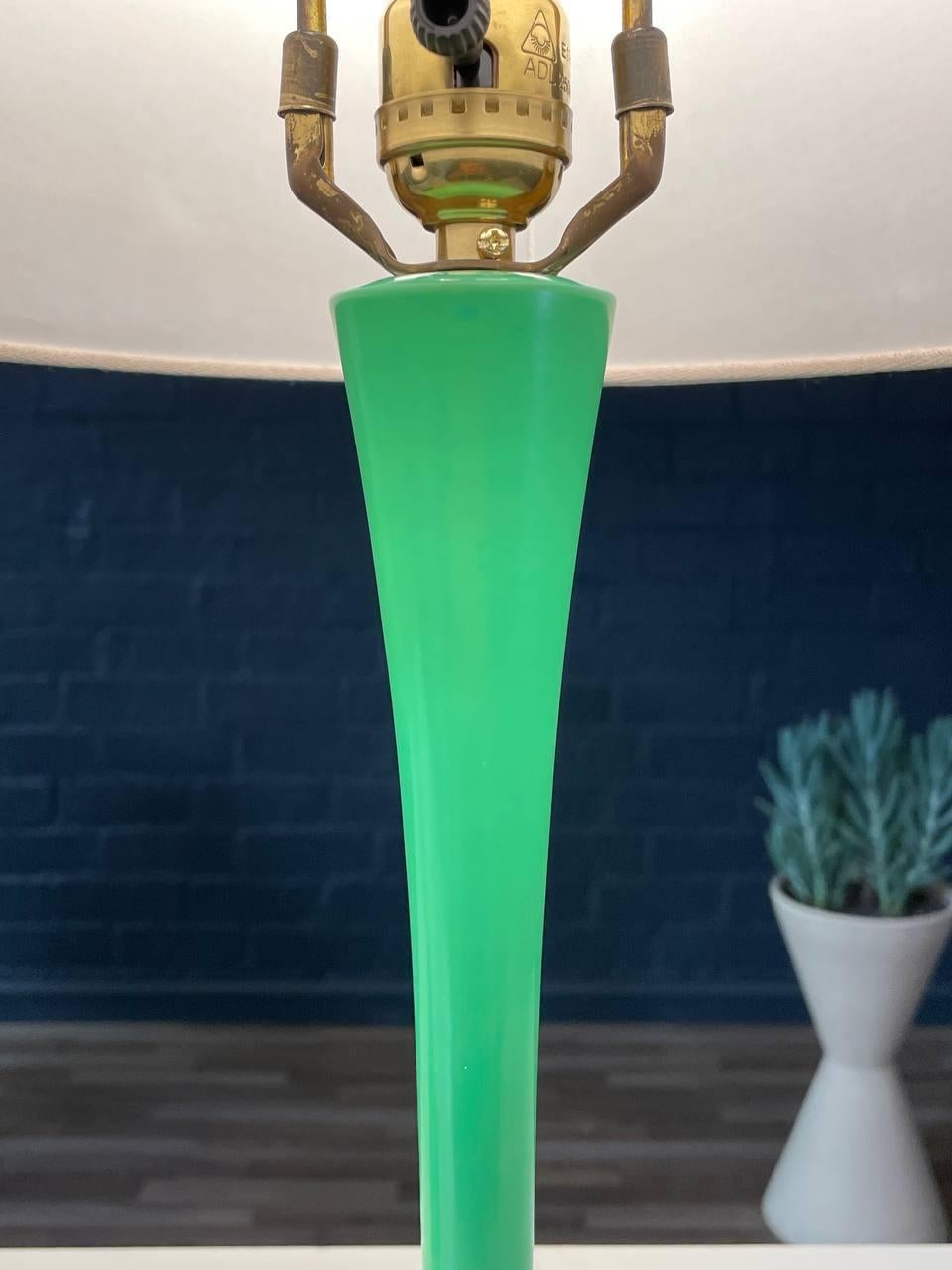 Pair of Mid-Century Modern Green Tulip Shape Table Lamps by Laurel 3