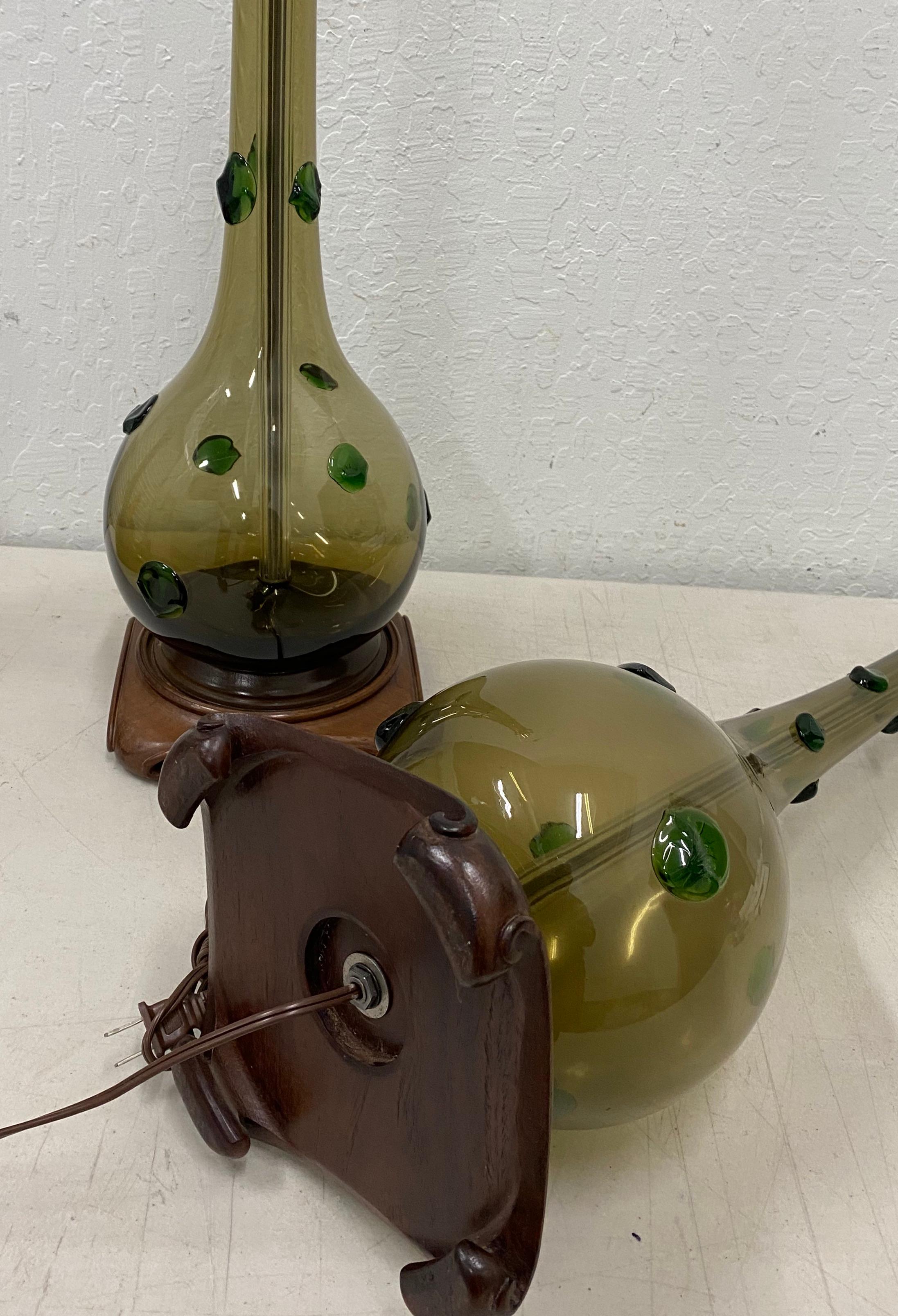 Pair of Mid-Century Modern Hand Blown Glass Lamps with Green Prunt Drops In Good Condition In San Francisco, CA
