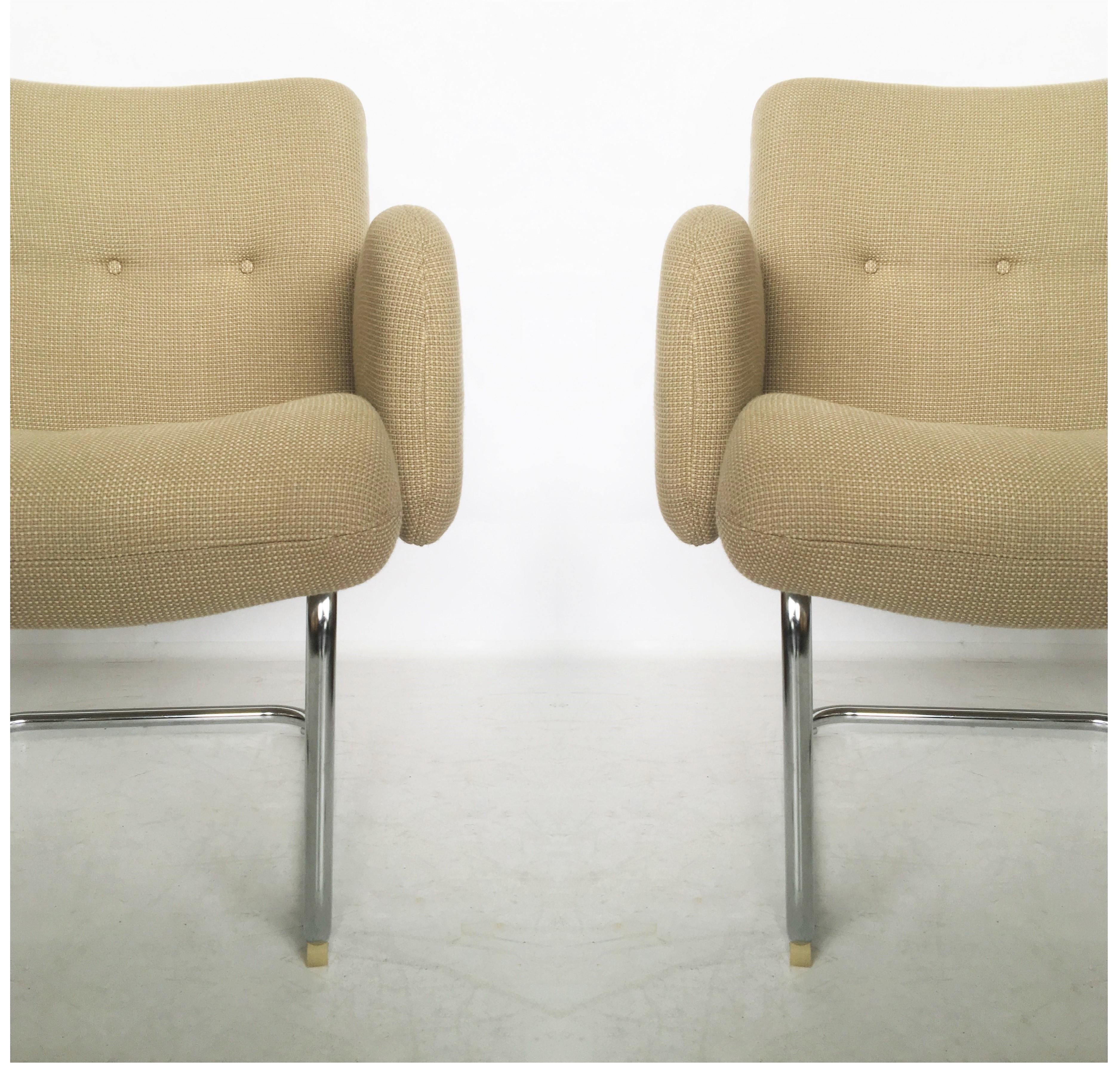 Pair of Mid-Century Modern Harvey Probber Cantilevered Chairs For Sale 1
