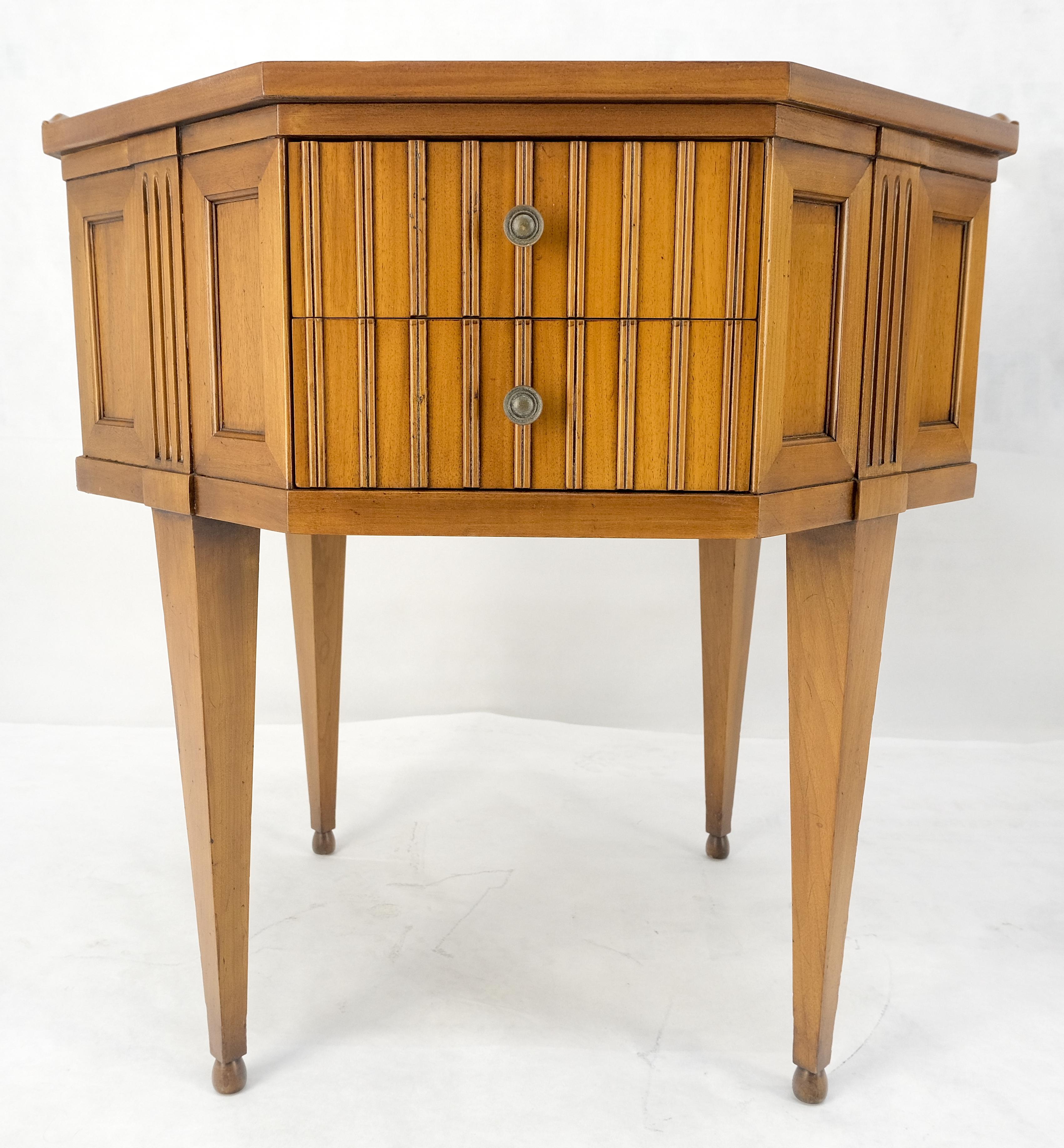 Lacquered Pair of Mid Century Modern Hexagon John Widdicomb End Tables Nightstands MINT For Sale