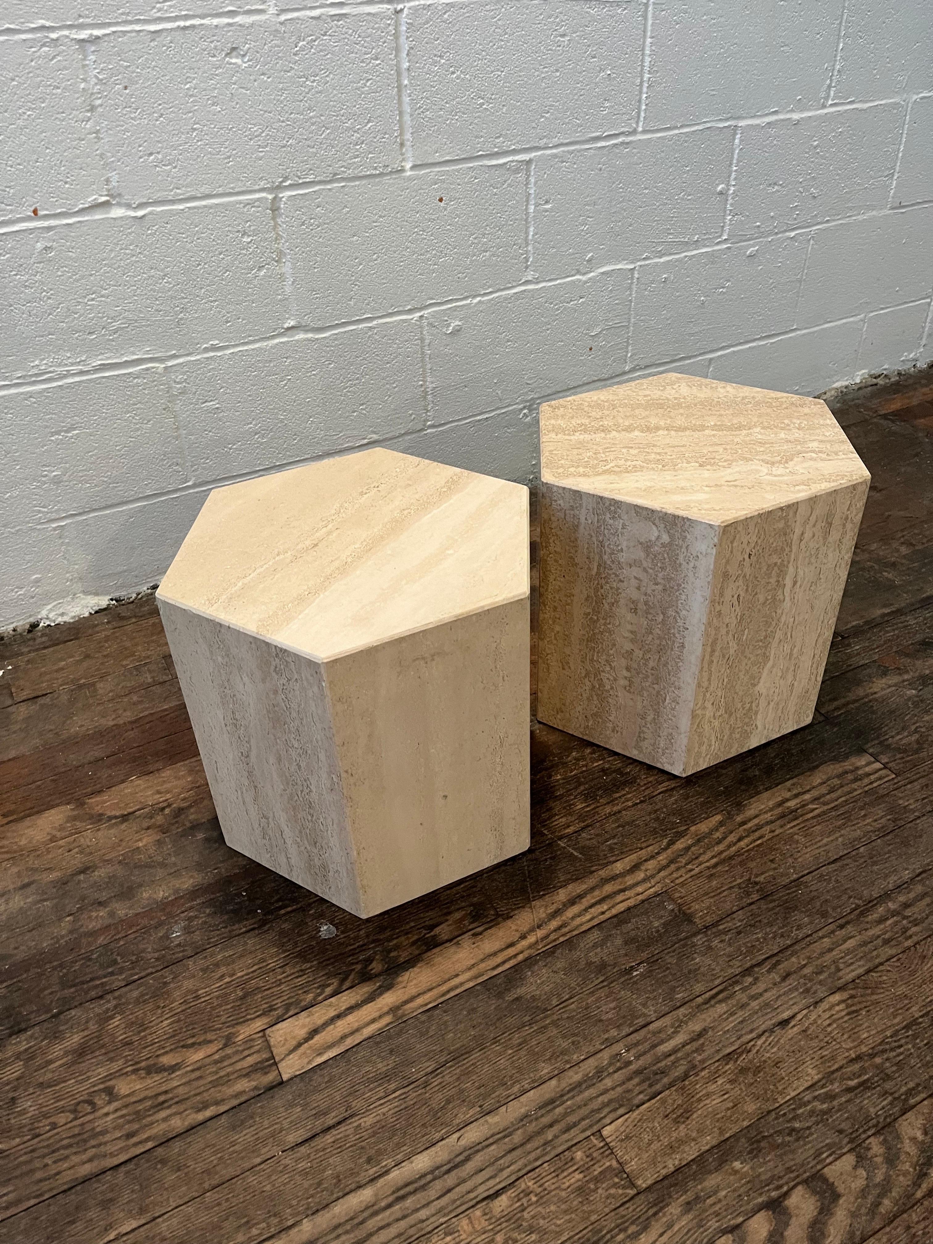 American Pair of Mid-Century Modern Hexagon Shape Travertine Marble End Tables Pedestals For Sale