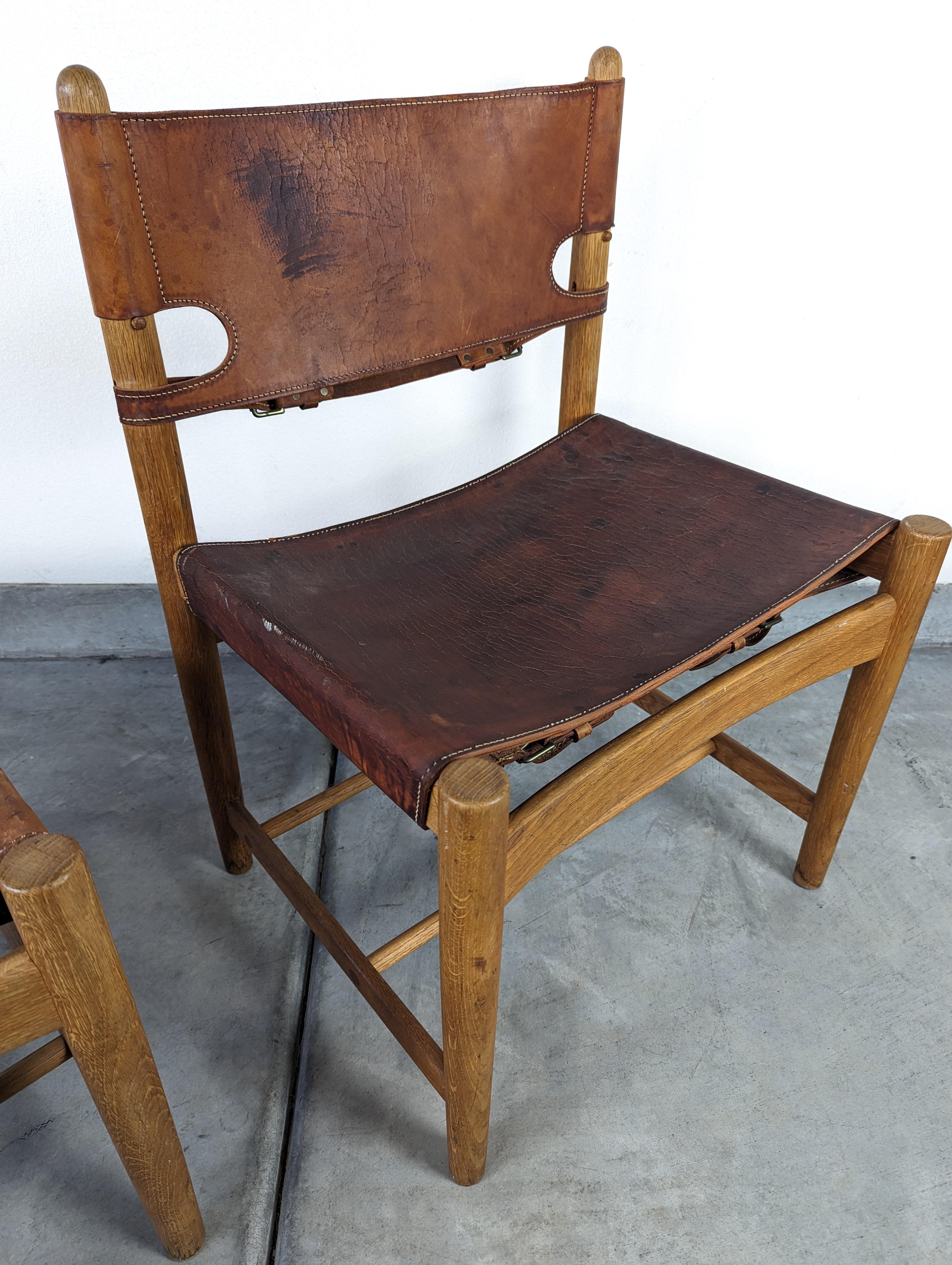 Pair of Mid Century Modern 'Hunting' Chairs by Børge Mogensen, Model 3237 For Sale 5