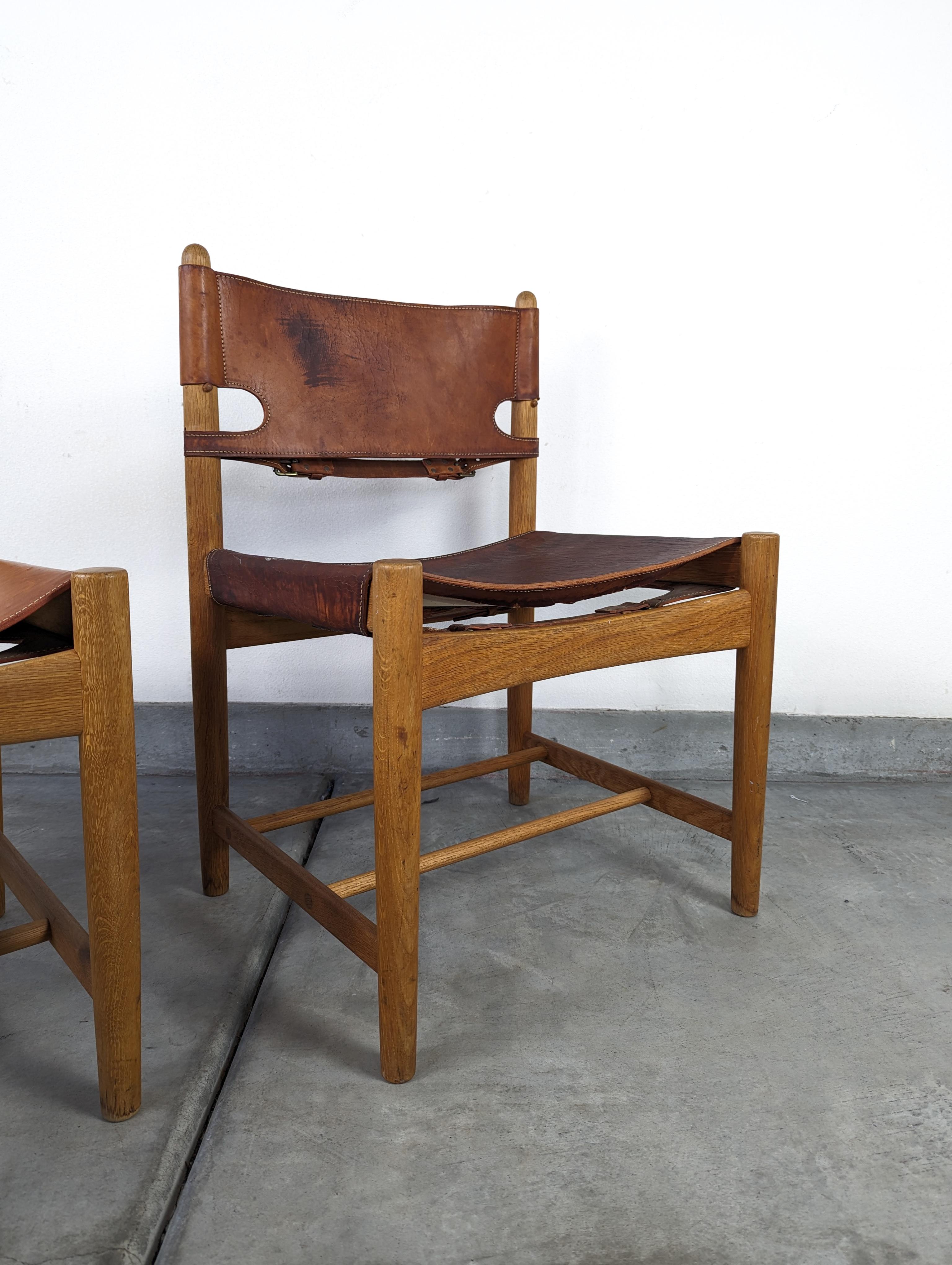 Pair of Mid Century Modern 'Hunting' Chairs by Børge Mogensen, Model 3237 For Sale 6