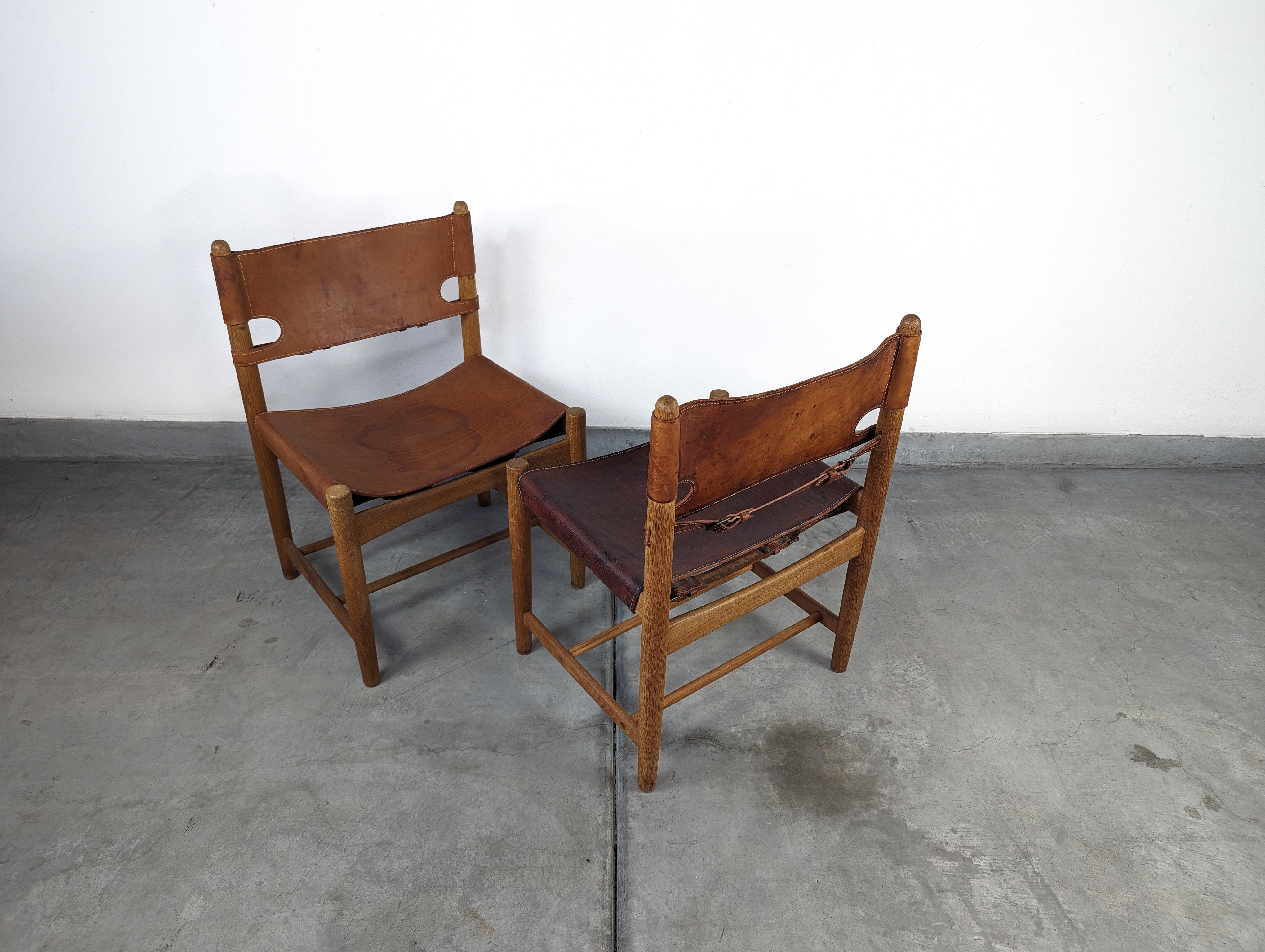 Pair of Mid Century Modern 'Hunting' Chairs by Børge Mogensen, Model 3237 For Sale 1