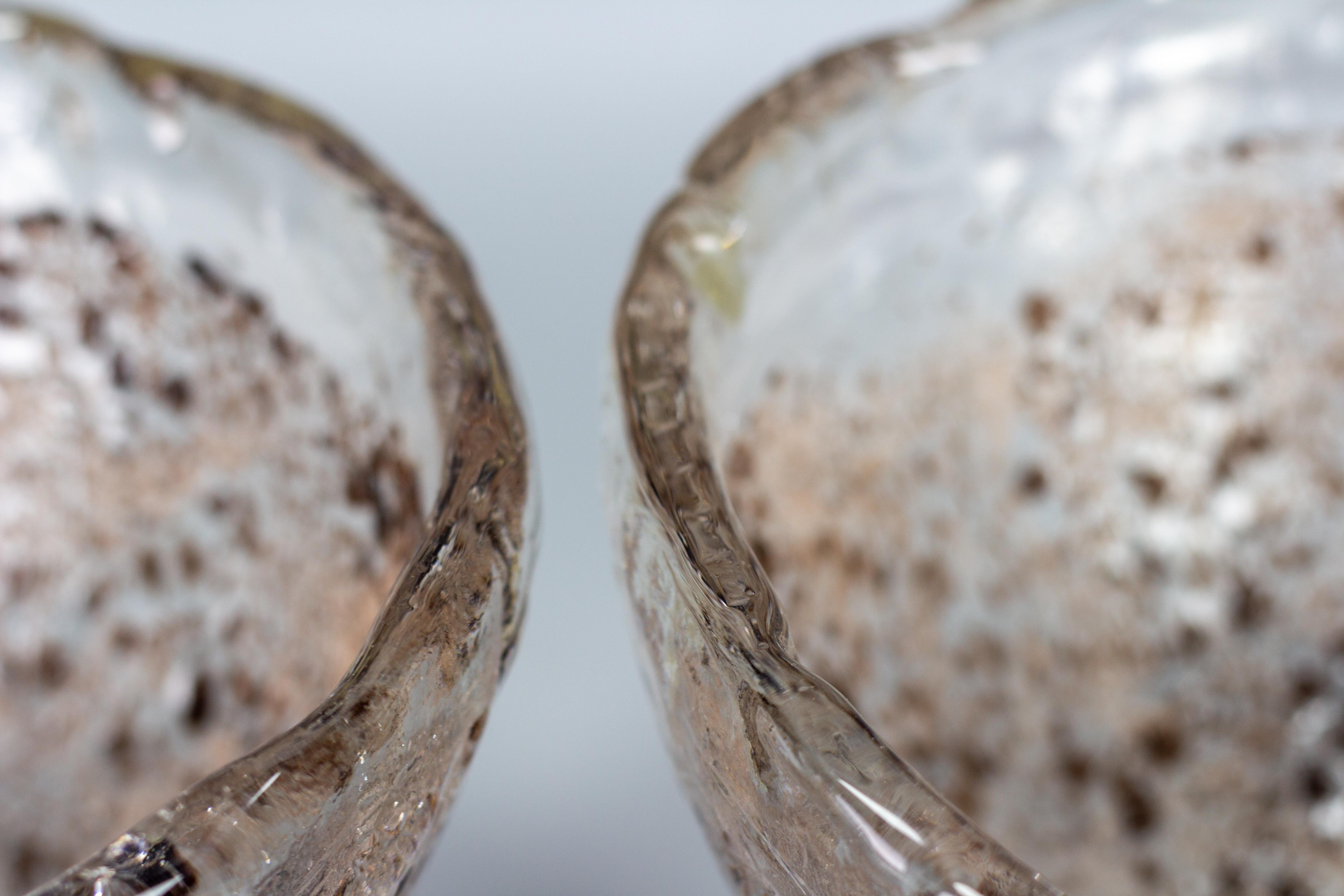 Paire de plafonniers en verre de glace et laiton modernes du milieu du siècle dernier, Allemagne, 1970 en vente 5