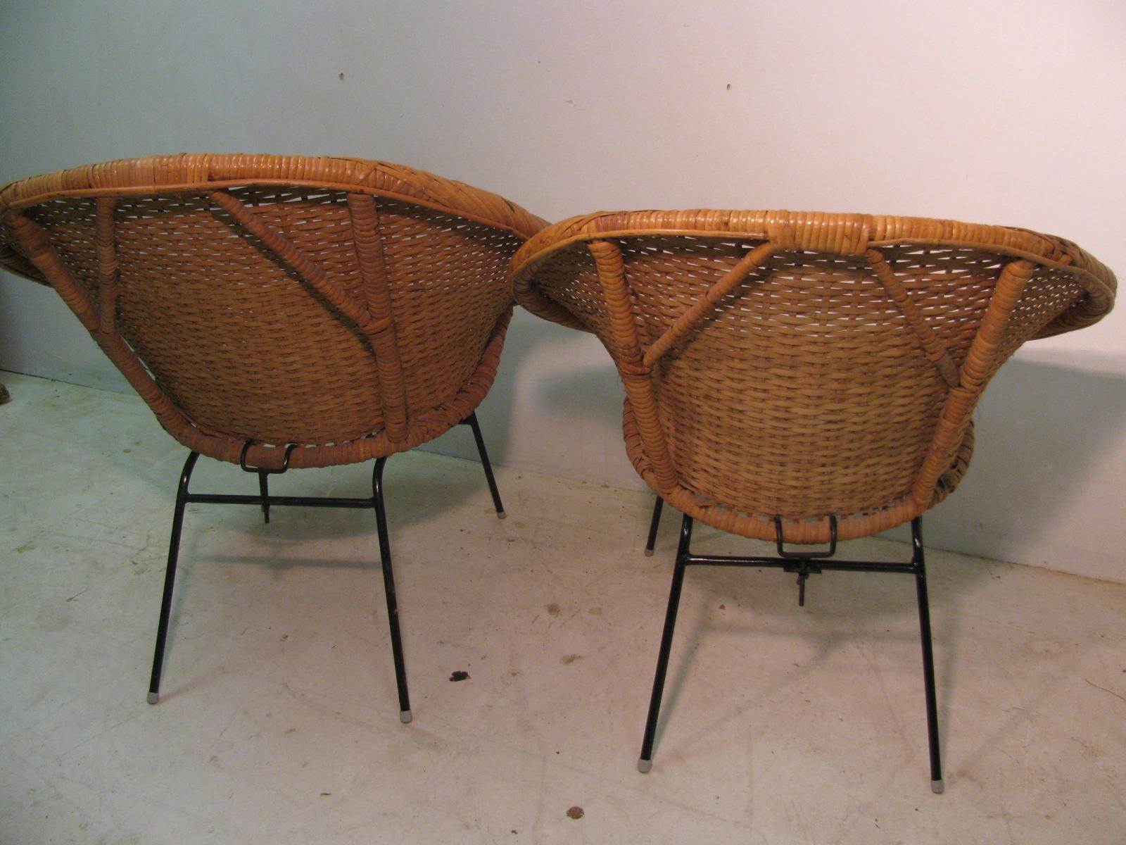 Pair of Mid-Century Modern Iron and Rattan Hoop Lounge Chairs 2