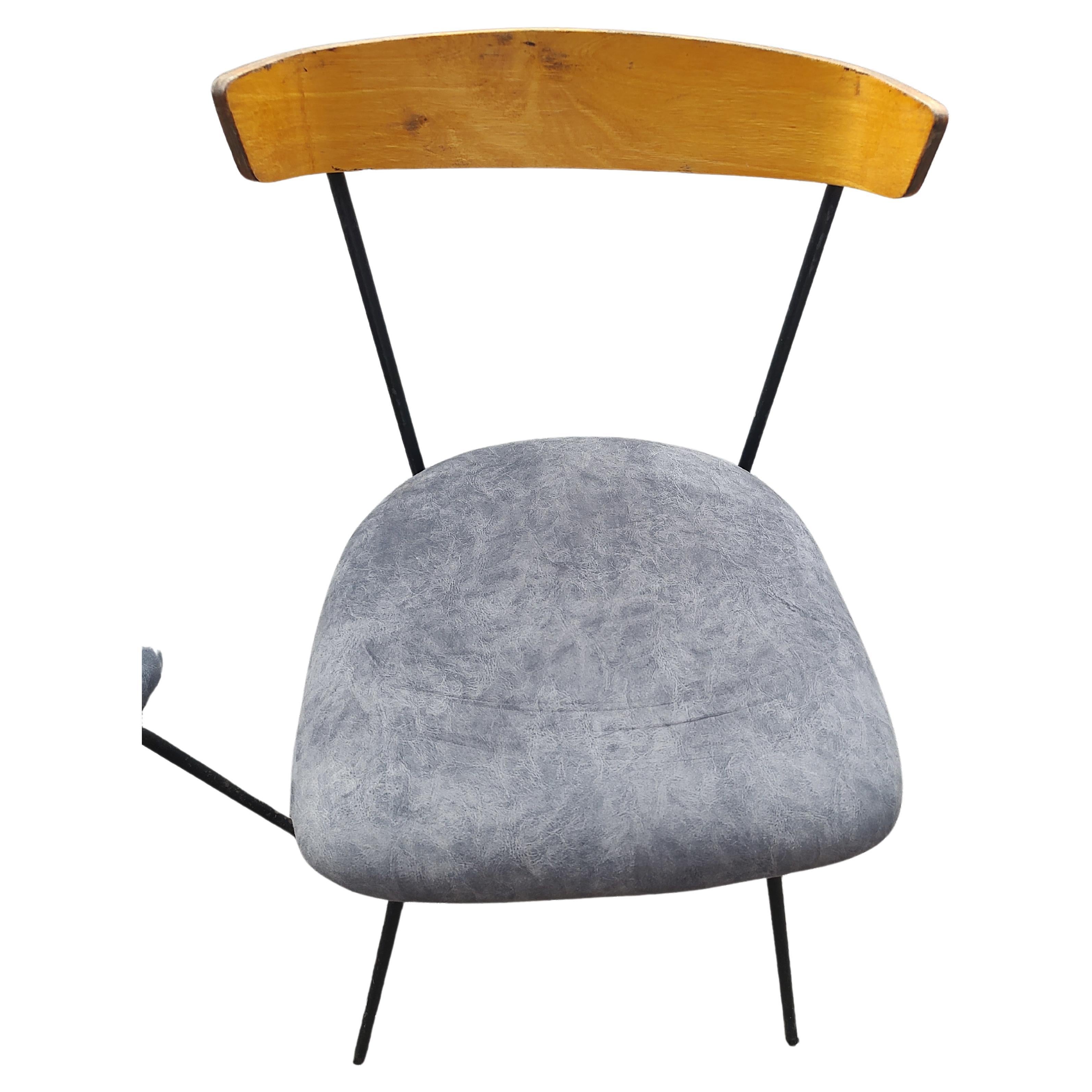 Mid-Century moderno Coppia di oggetti in ferro del Mid Century Modern  Sedie da pranzo di Clifford Pascoe C1960 5 disponibili. in vendita