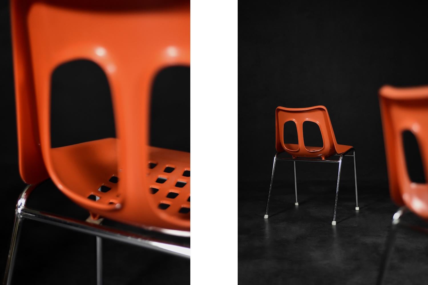 Pair of Mid-Century Modern Israeli Orange Plastic & Chrome Chair from Plasson In Good Condition For Sale In Warszawa, Mazowieckie