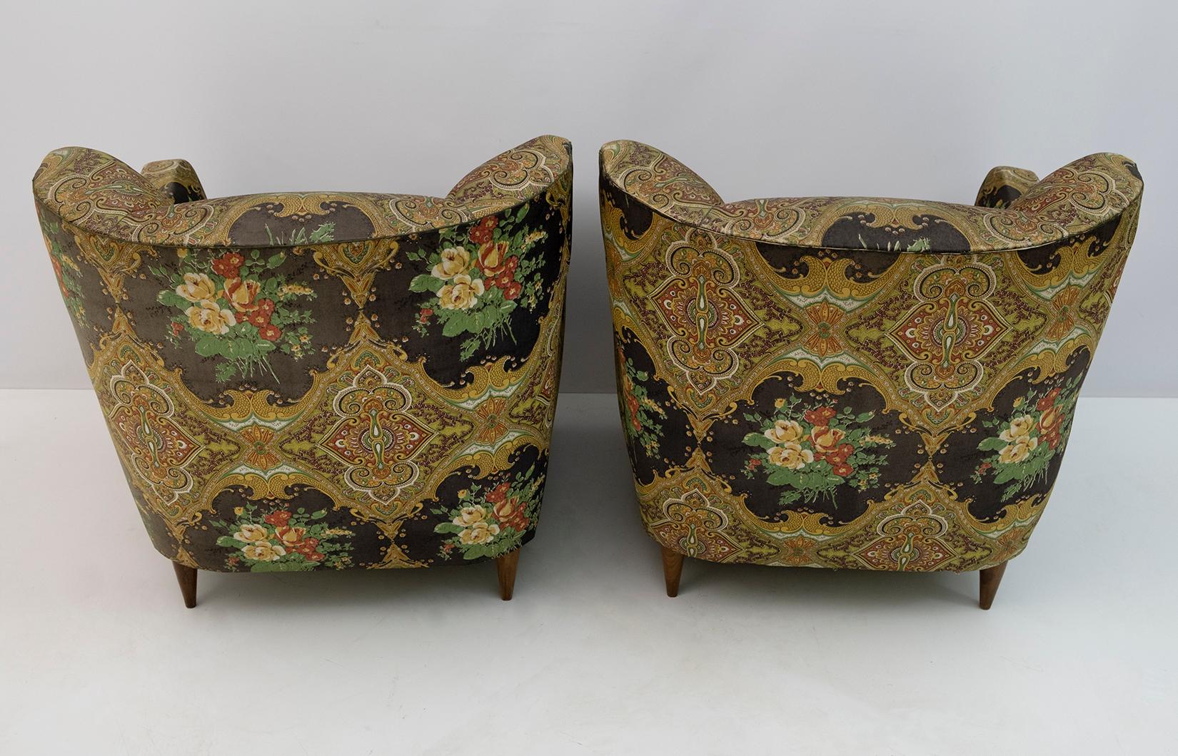 Fabric Pair of Mid-Century Modern Italian Armchairs, 1950s