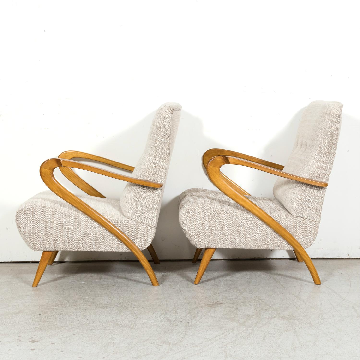 Pair of Mid-Century Modern Italian Armchairs by Paolo Buffa 8