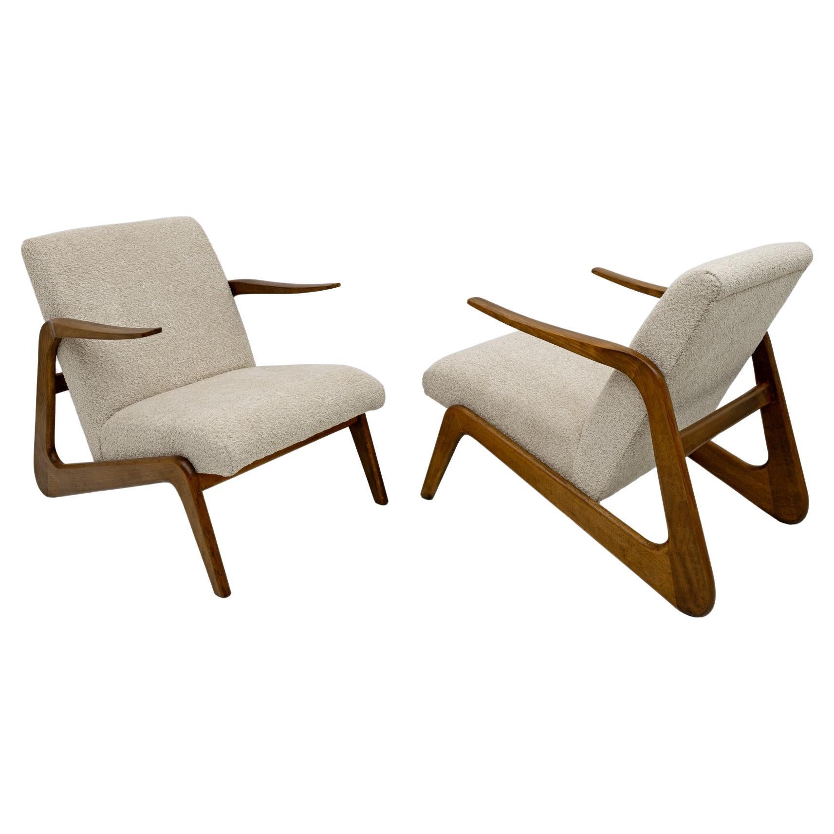 Pair of Mid-Century Modern Italian Bouclè Lounge Chairs, 1970s For Sale