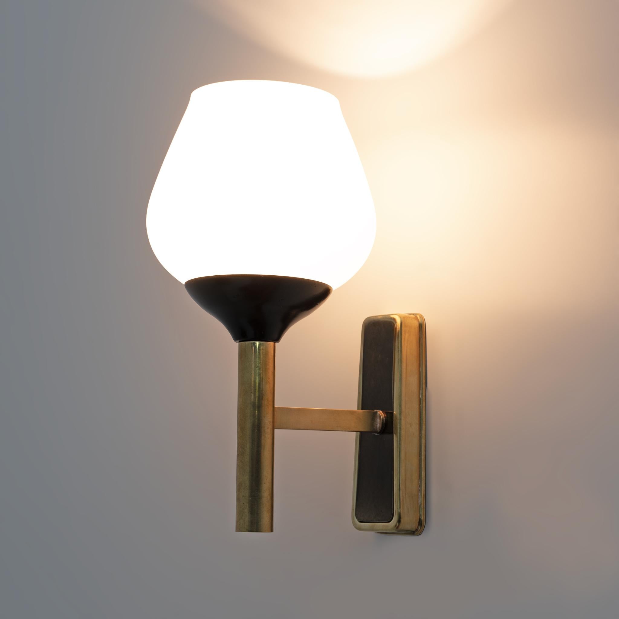 Mid-20th Century Pair of Mid-century Modern Italian Brass and Opaline Murano Glass Sconces, 1950s For Sale