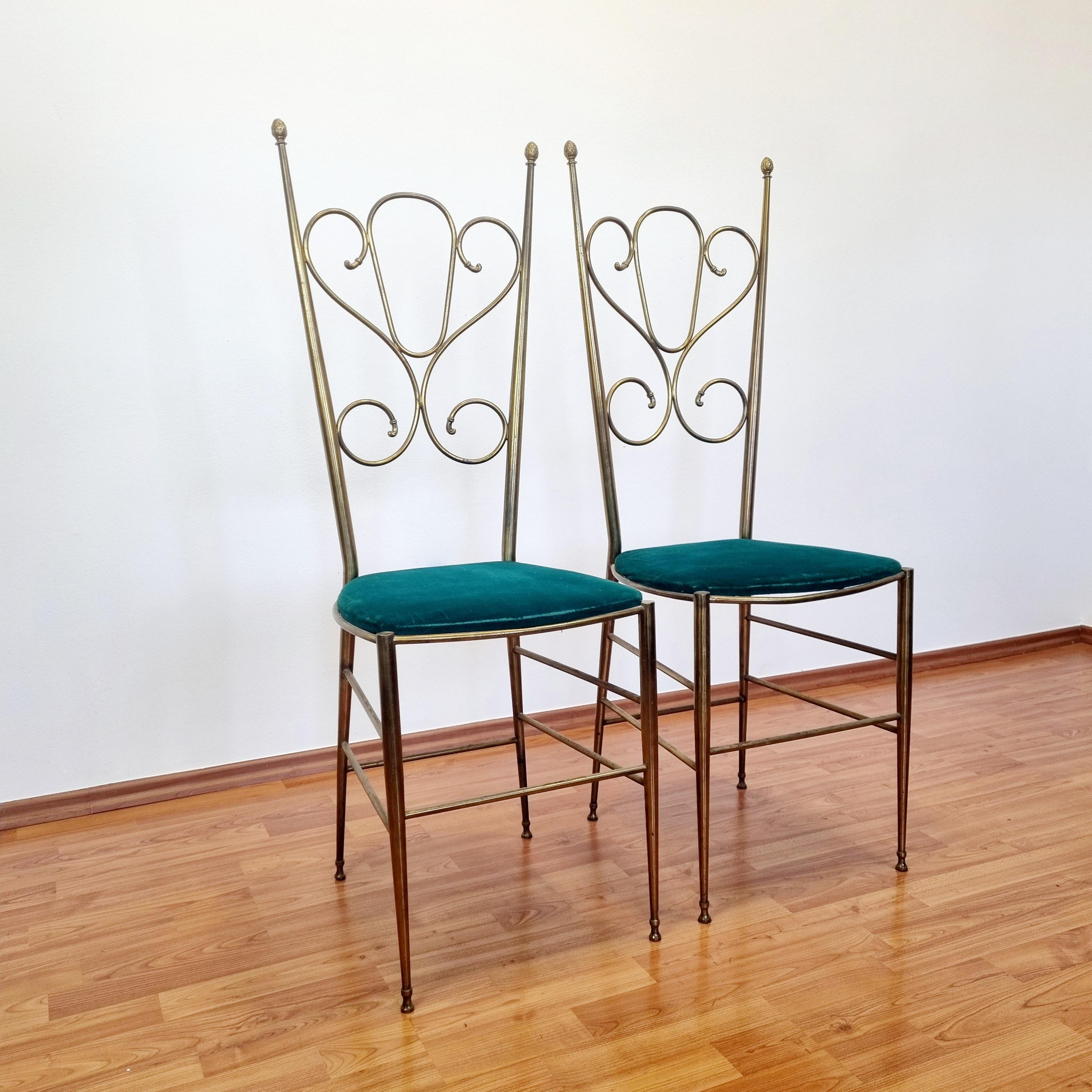Mid-Century Modern Pair of Mid Century Modern Italian Brass High Back Chiavari Chairs, Italy  50s For Sale