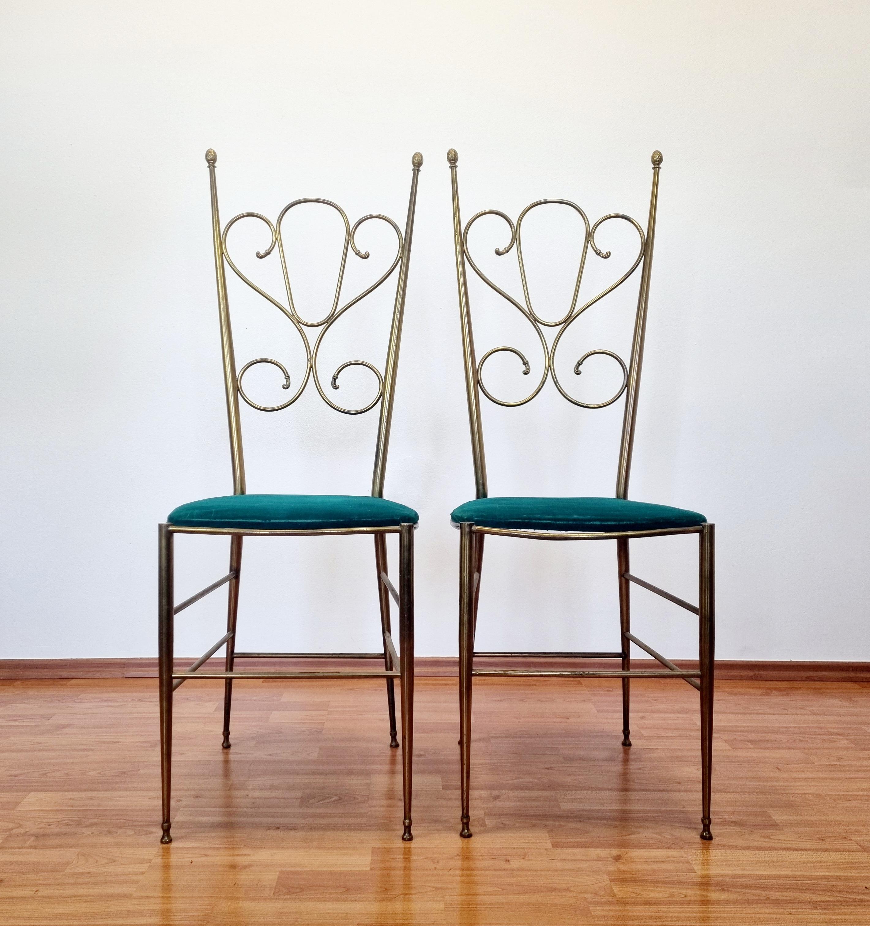 Pair of Mid Century Modern Italian Brass High Back Chiavari Chairs, Italy  50s In Good Condition For Sale In Lucija, SI