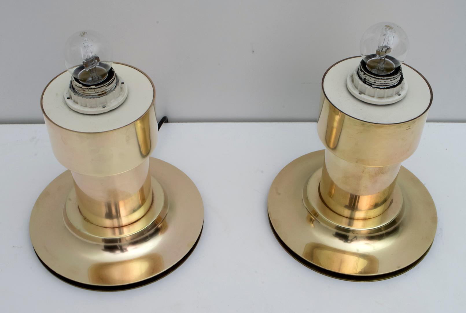 Paar moderne italienische Messing-Tischlampen aus der Mitte des Jahrhunderts:: 1960er Jahre im Angebot 3