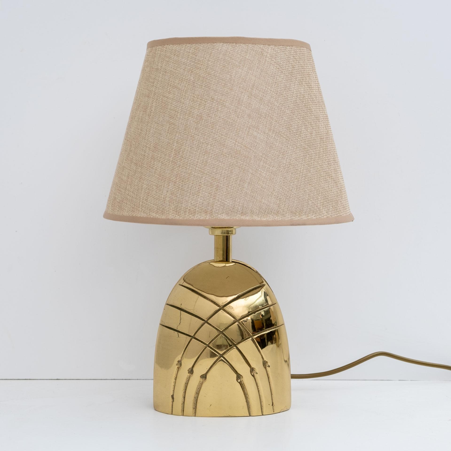 Mid-Century Modern Pair of Mid-century Modern Italian Brass Table Lamps, 1970s For Sale