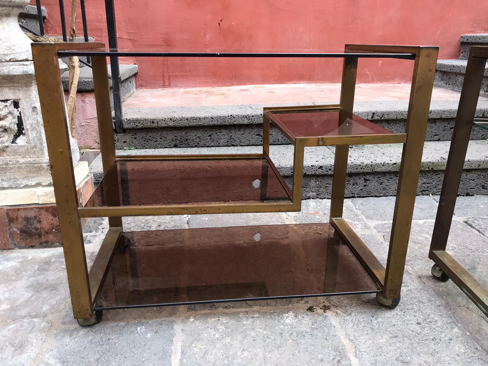 Pair of Mid-Century Modern Italian Bronze Bar Cart/Étagères In Good Condition For Sale In London, GB