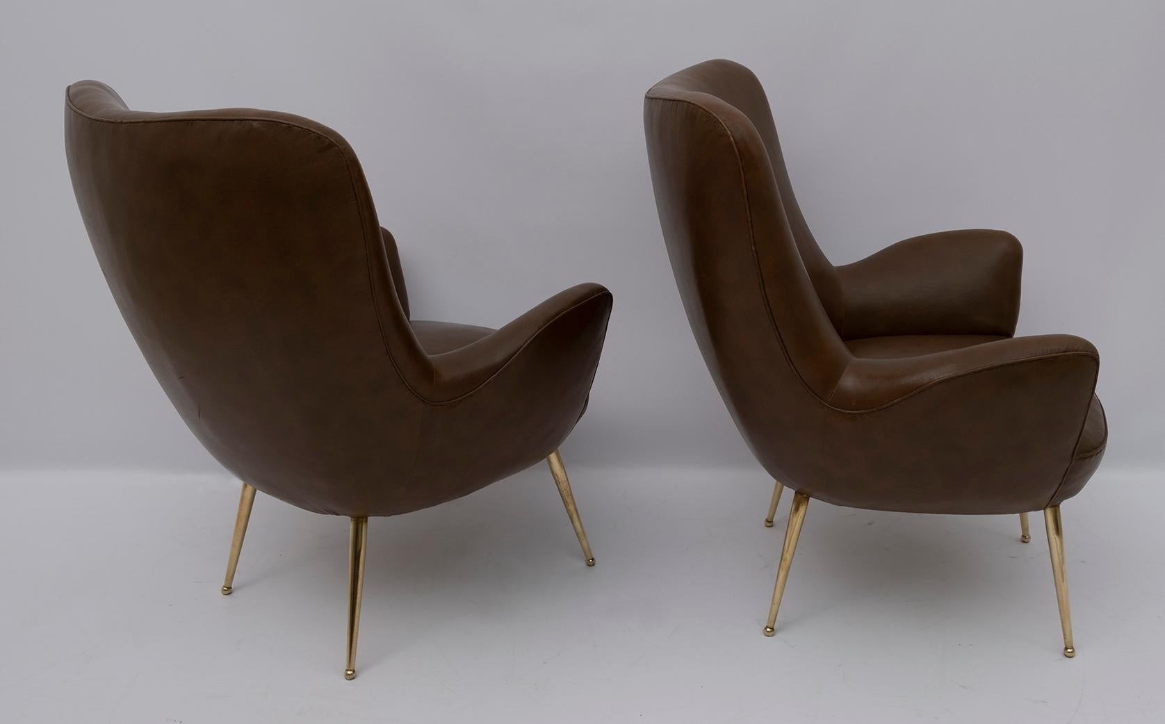 Mid-Century Modern Paire de fauteuils de design italien de style mi-siècle moderne, années 1950 en vente