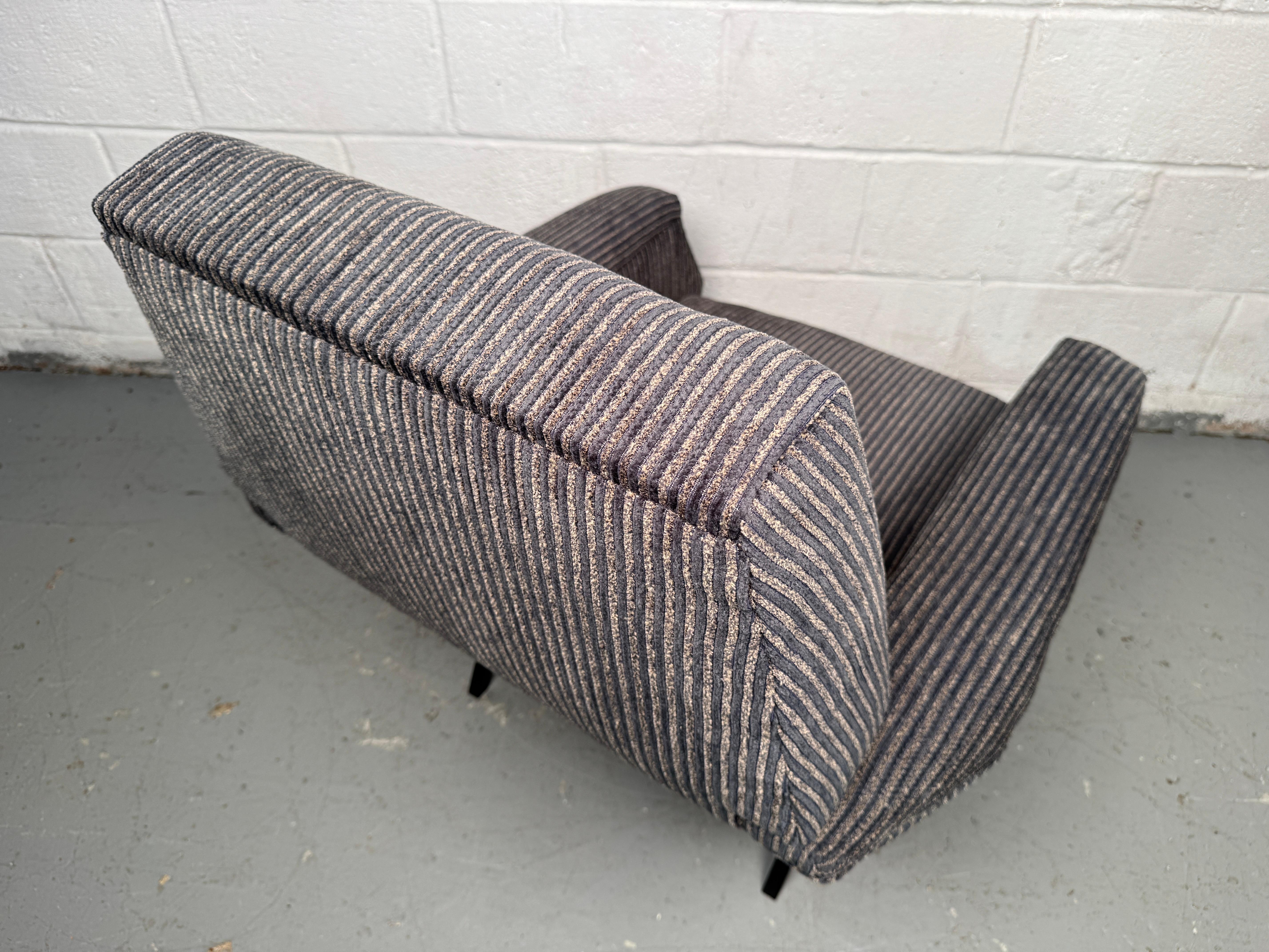 Paire de chaises longues italiennes modernes du milieu du siècle dernier en vente 8
