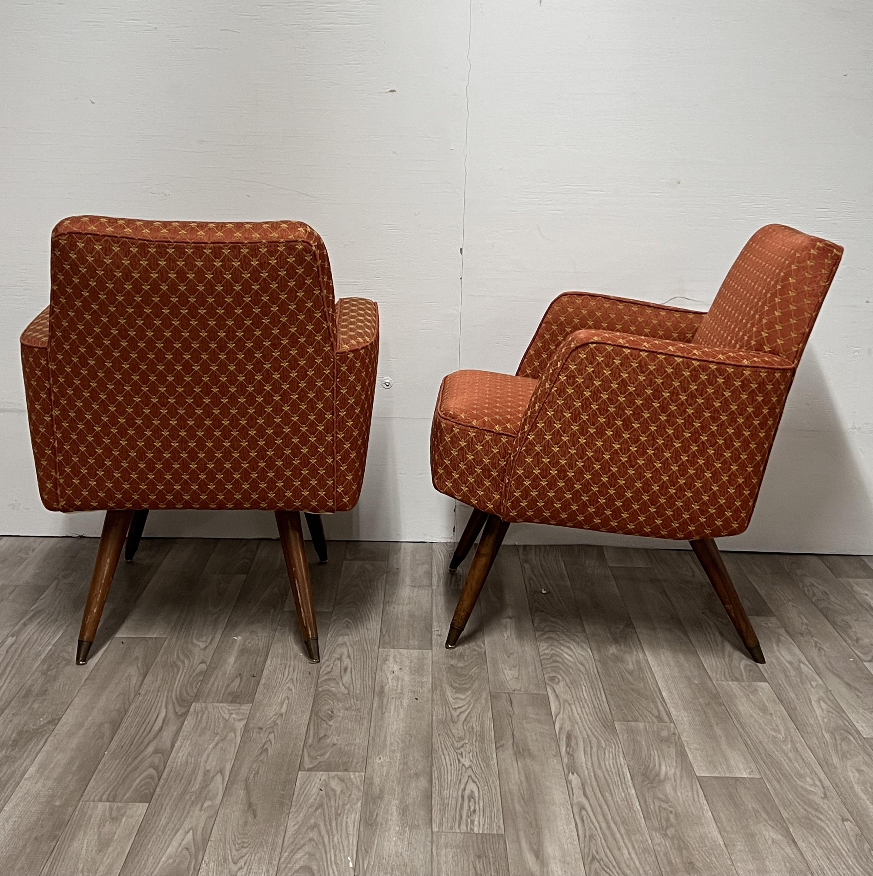 Pair of Mid Century Modern Italian Lounge Chairs In Good Condition For Sale In Red Lion, PA