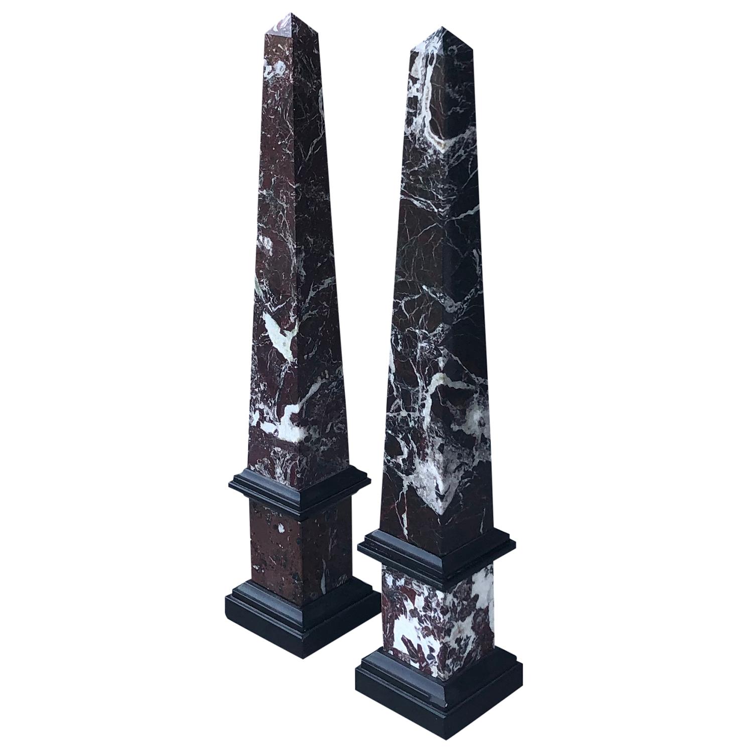 20th Century Pair of Mid-Century Modern Italian Marble Obelisks In Good Condition In West Palm Beach, FL