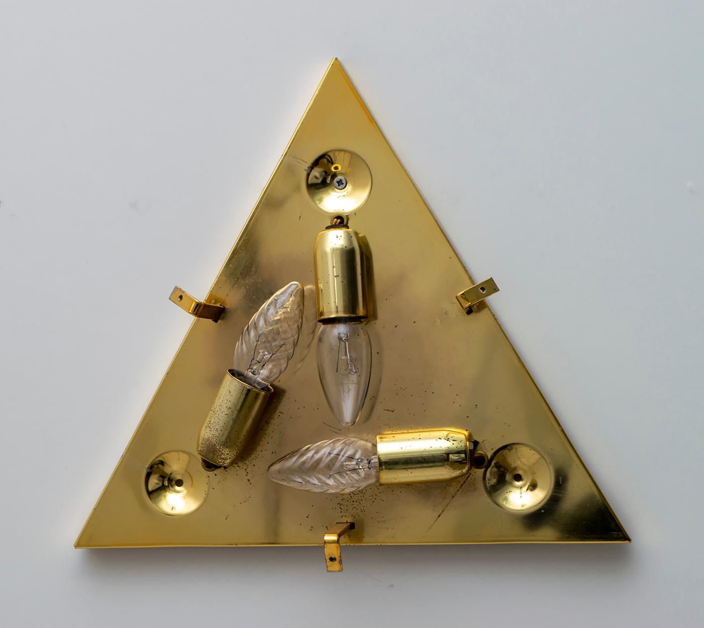 Pair of Mid-Century Modern Italian Murano Glass and Brass Sconces, 1980s For Sale 7
