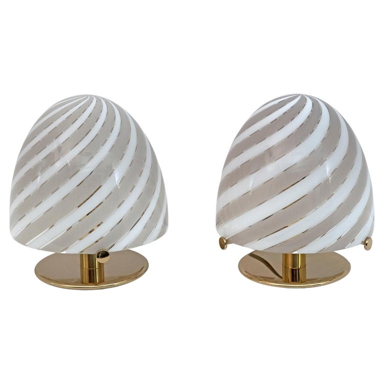 Pair of Mid-Century Modern Italian Murano Glass Mushroom Spiral Table Lamps, 70s For Sale