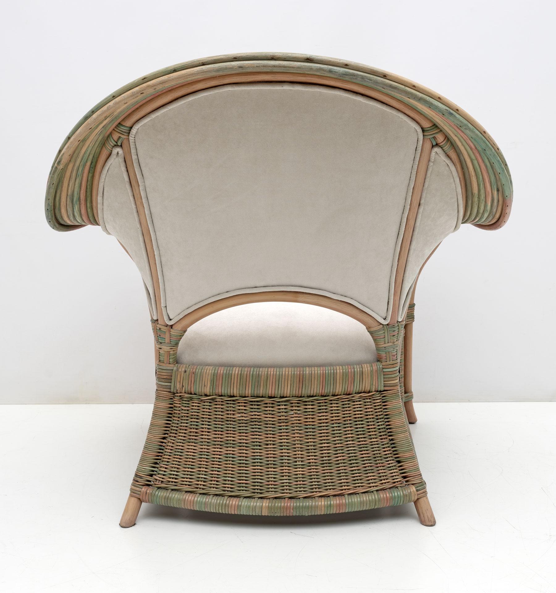 Coppia di poltrone italiane in vimini e rattan della metà del secolo scorso, anni '70 in vendita 5