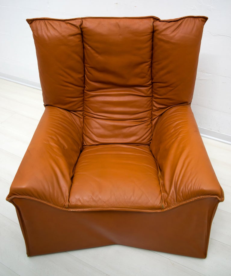 Pair of MidCentury Modern Italian Real Leather Armchairs by Cinova