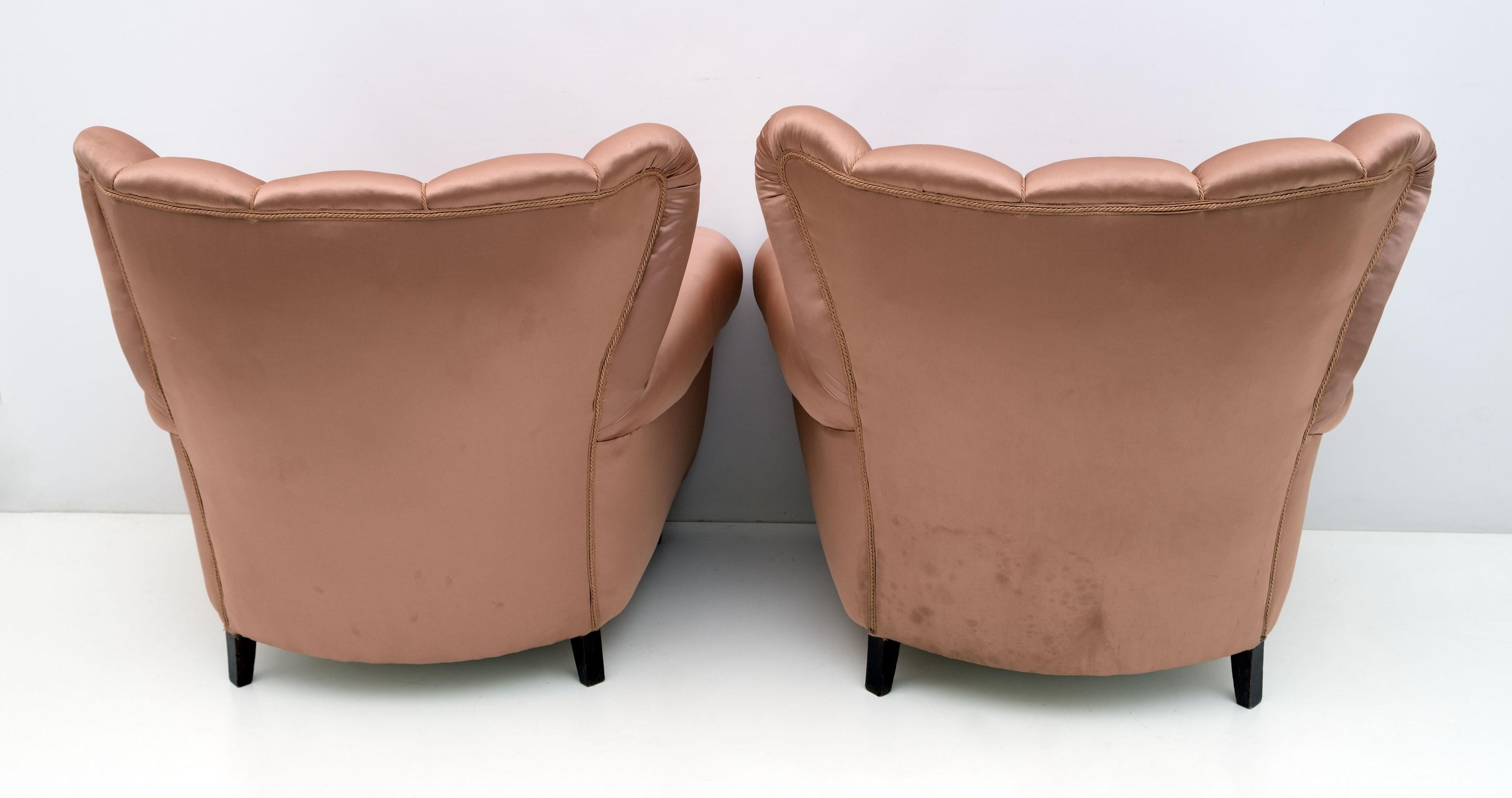 Pair of Mid-Century Modern Italian Satin Armchairs, 1950s For Sale 3